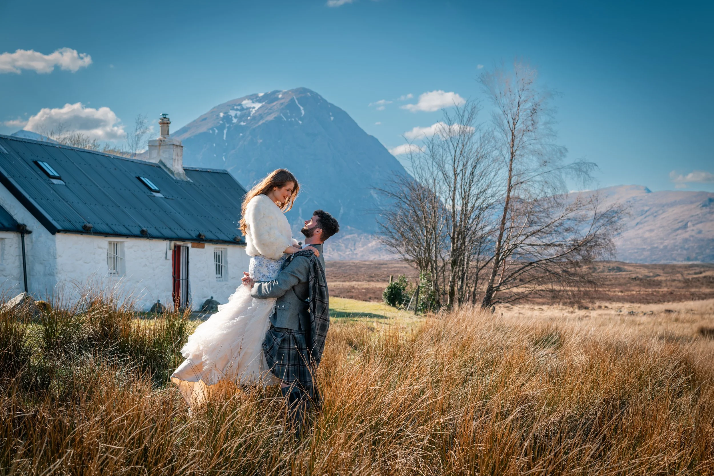 Elopement wedding photographer.jpg