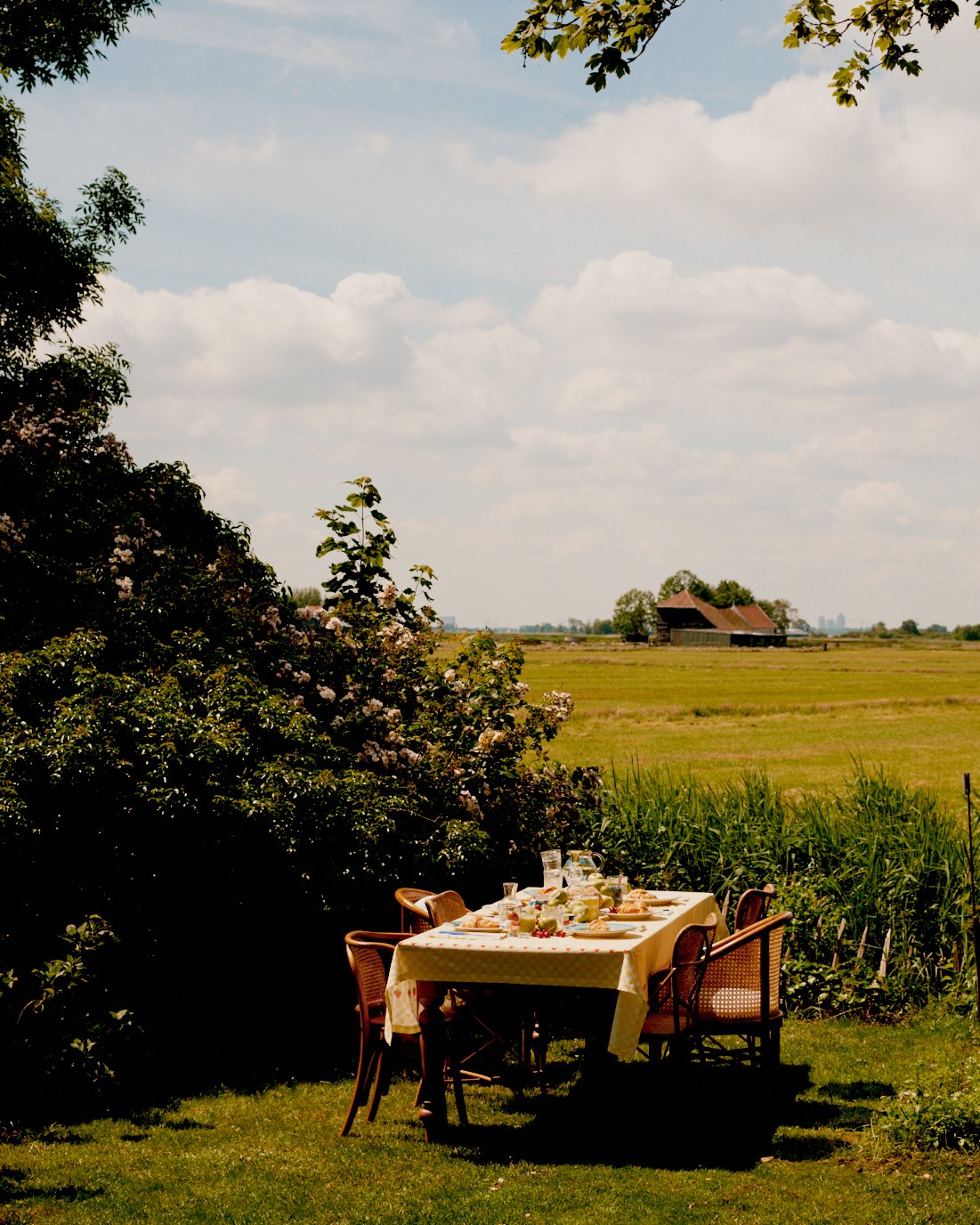 Client: Anna + Nina
Photography: Paul Bellaart
Creative direction: Valerie van der Werff
Assisstent: Lynn Vaessen