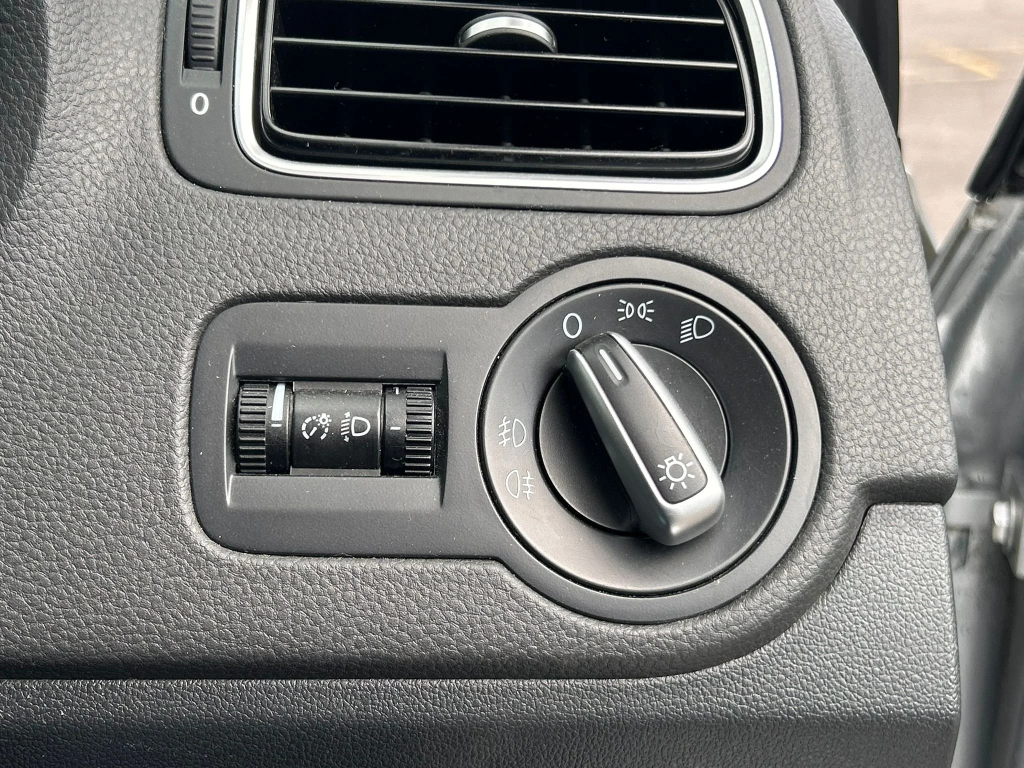 WhatsApp Image 2026-04-28 at 15.46.06.jpeg