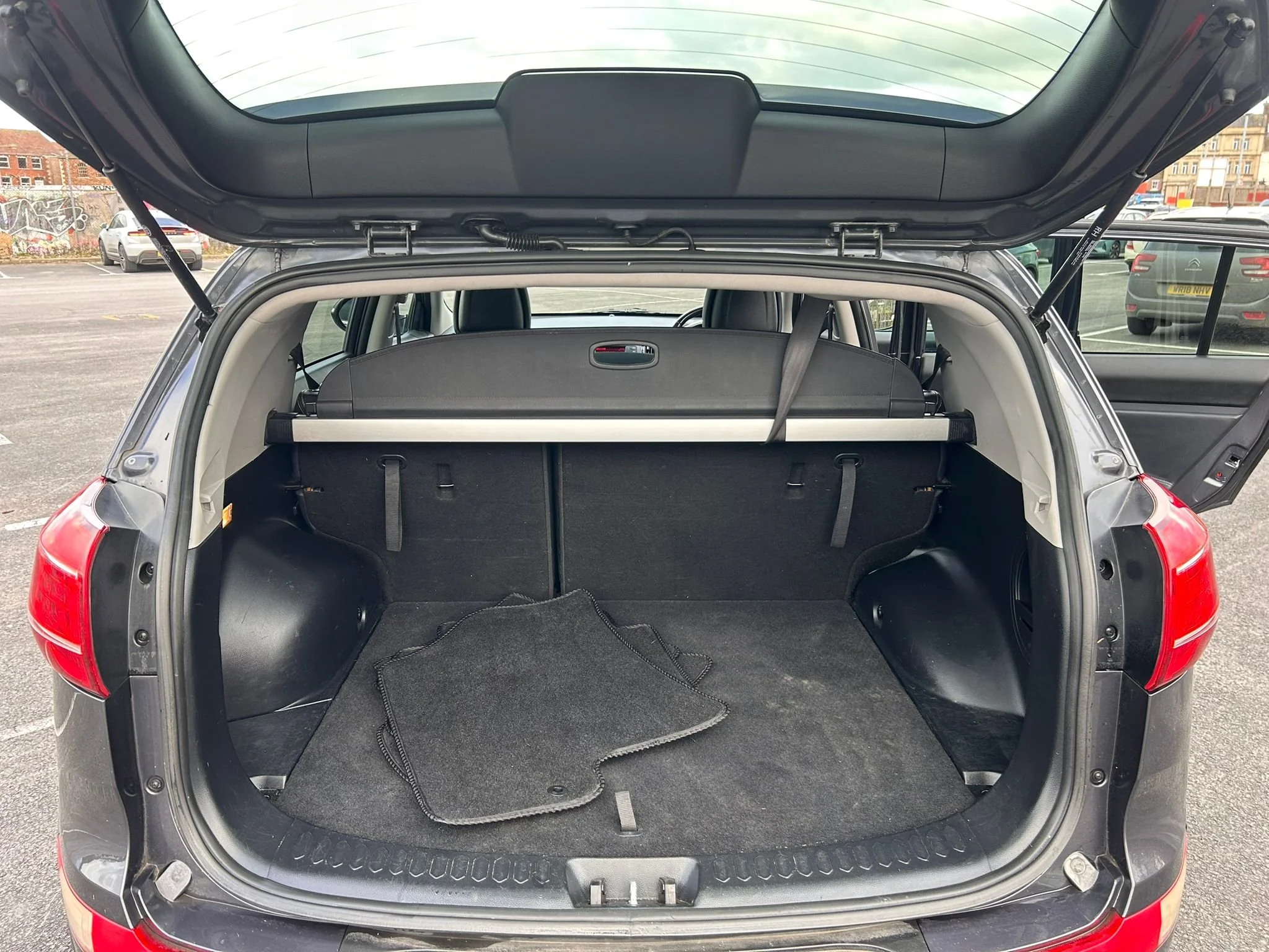 WhatsApp Image 2026-02-25 at 15.40.35 (1).jpeg