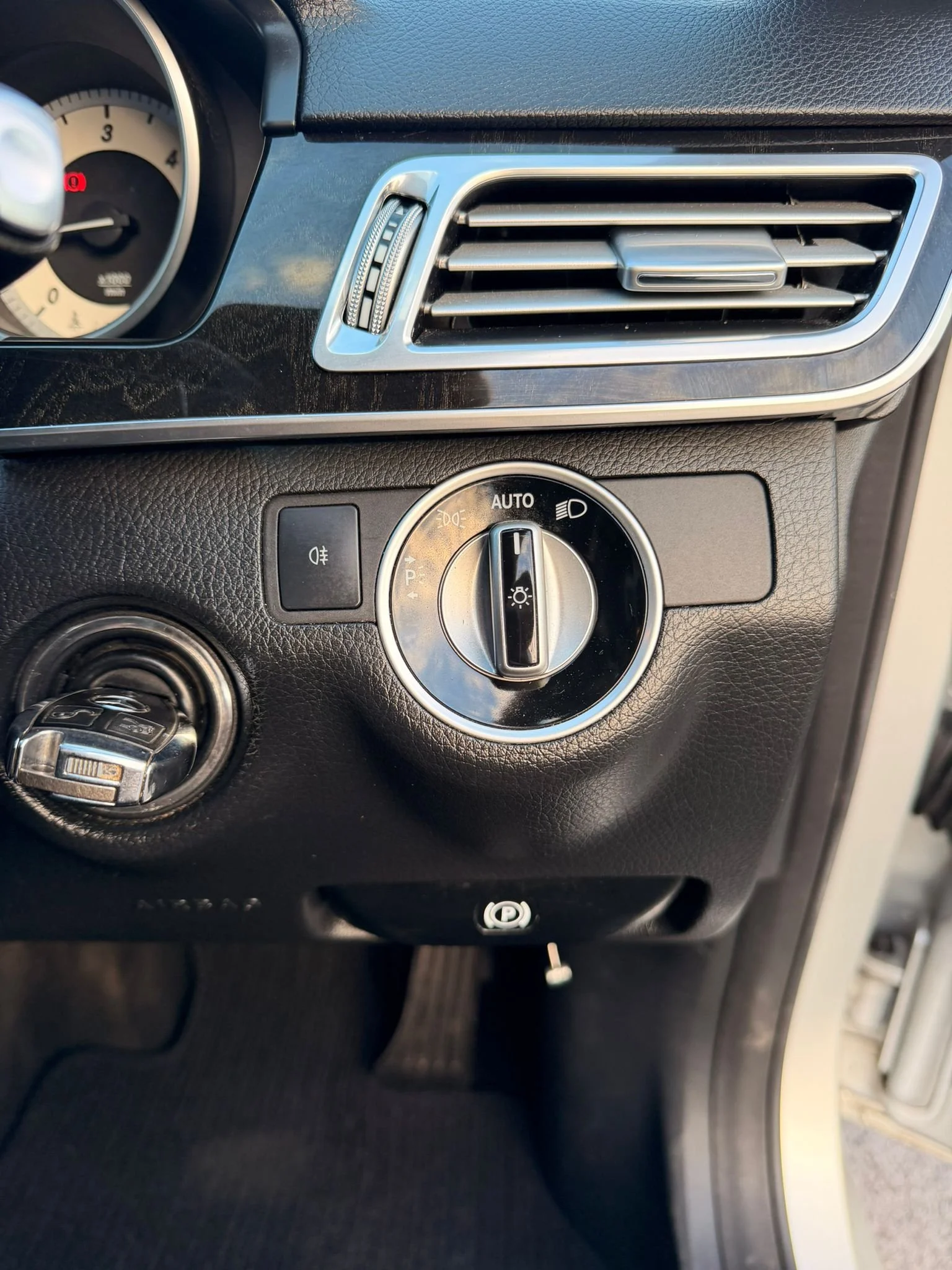 WhatsApp Image 2026-03-03 at 17.05.42 (1).jpeg