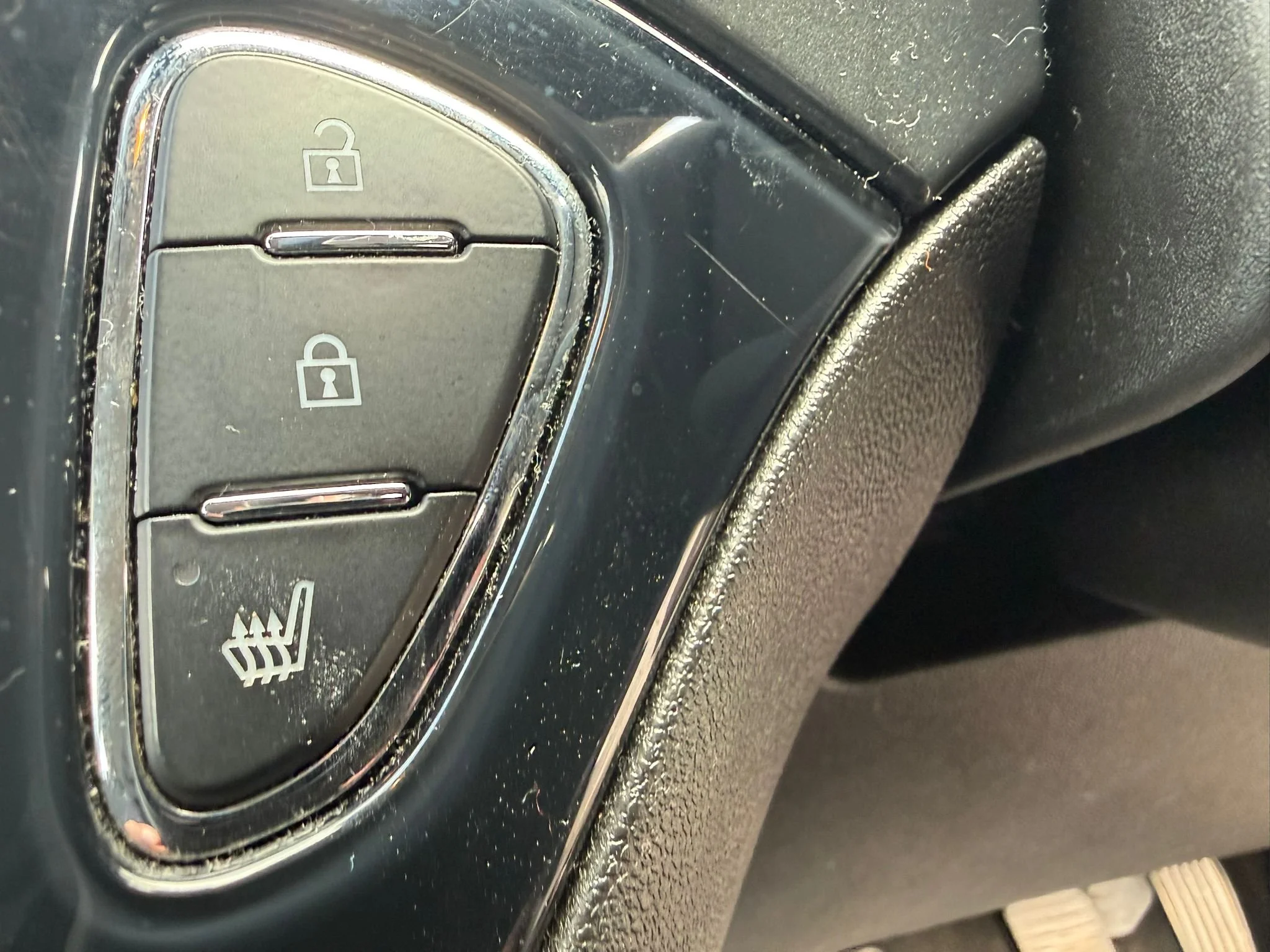 WhatsApp Image 2026-04-28 at 15.39.53 (2).jpeg