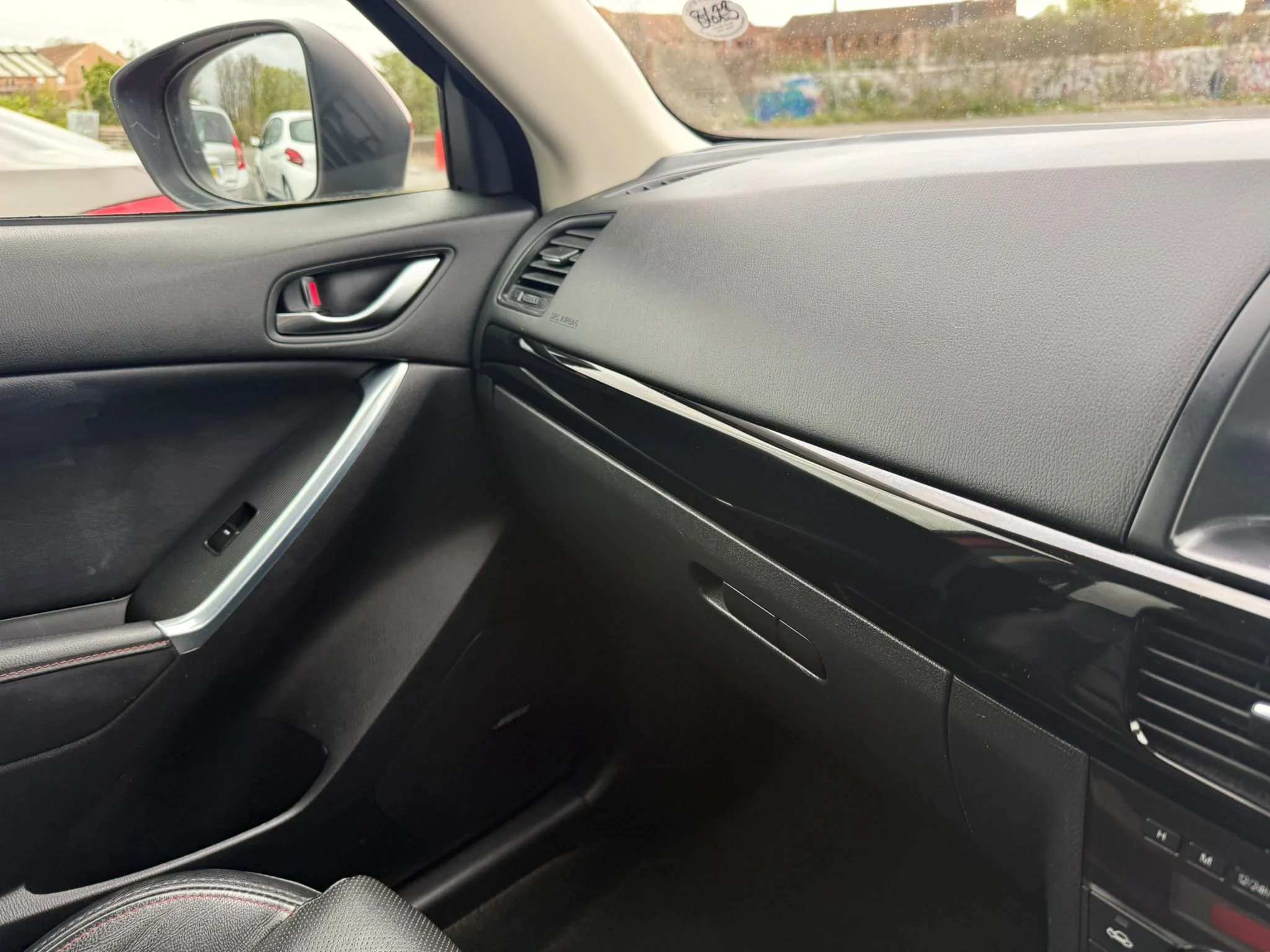 WhatsApp Image 2026-04-14 at 15.55.57 (3).jpeg