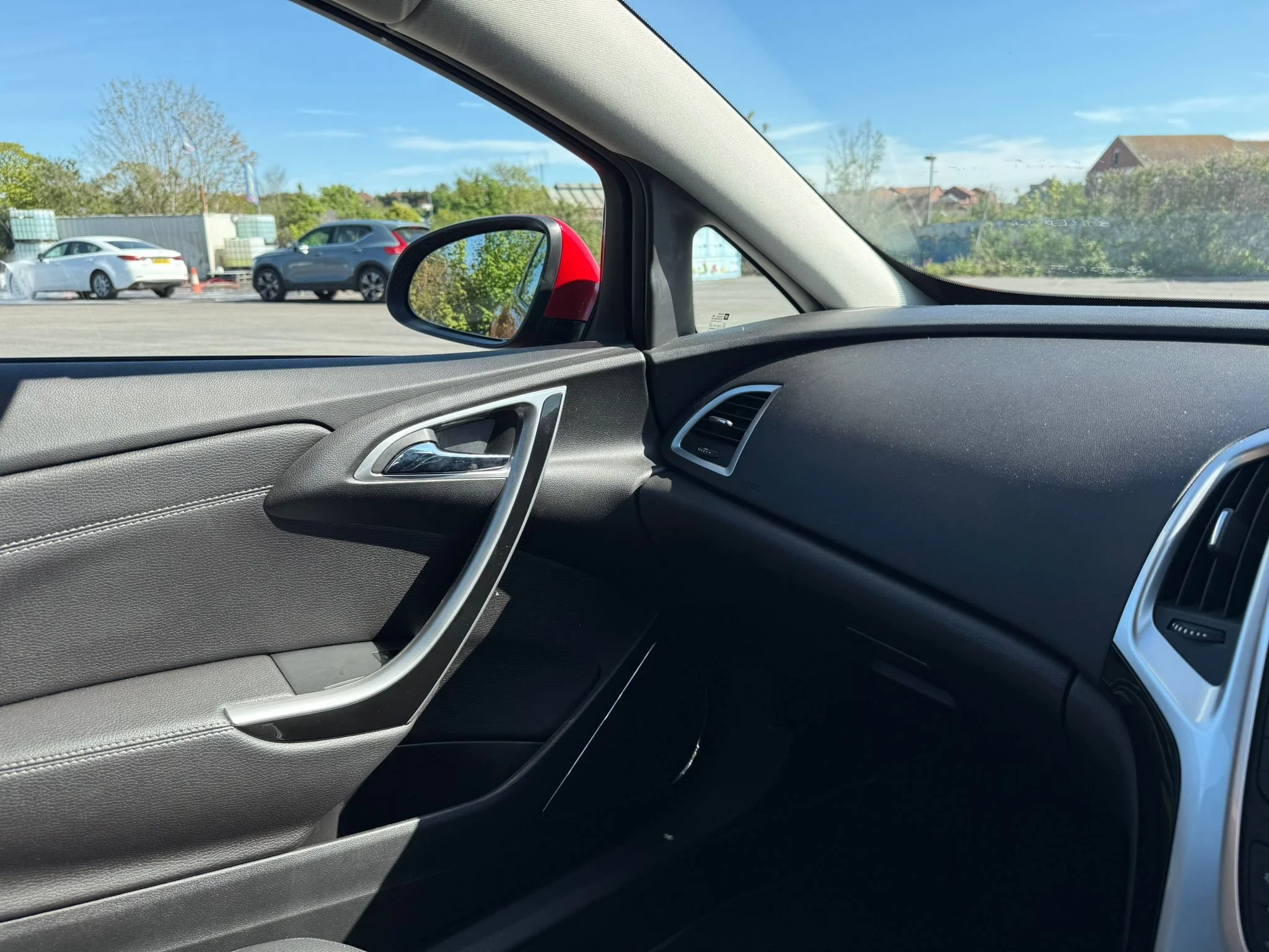 WhatsApp Image 2026-04-25 at 10.46.21 (4).jpeg