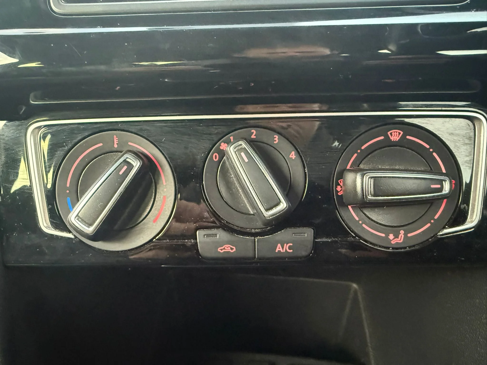 WhatsApp Image 2026-04-28 at 20.25.31 (3).jpeg