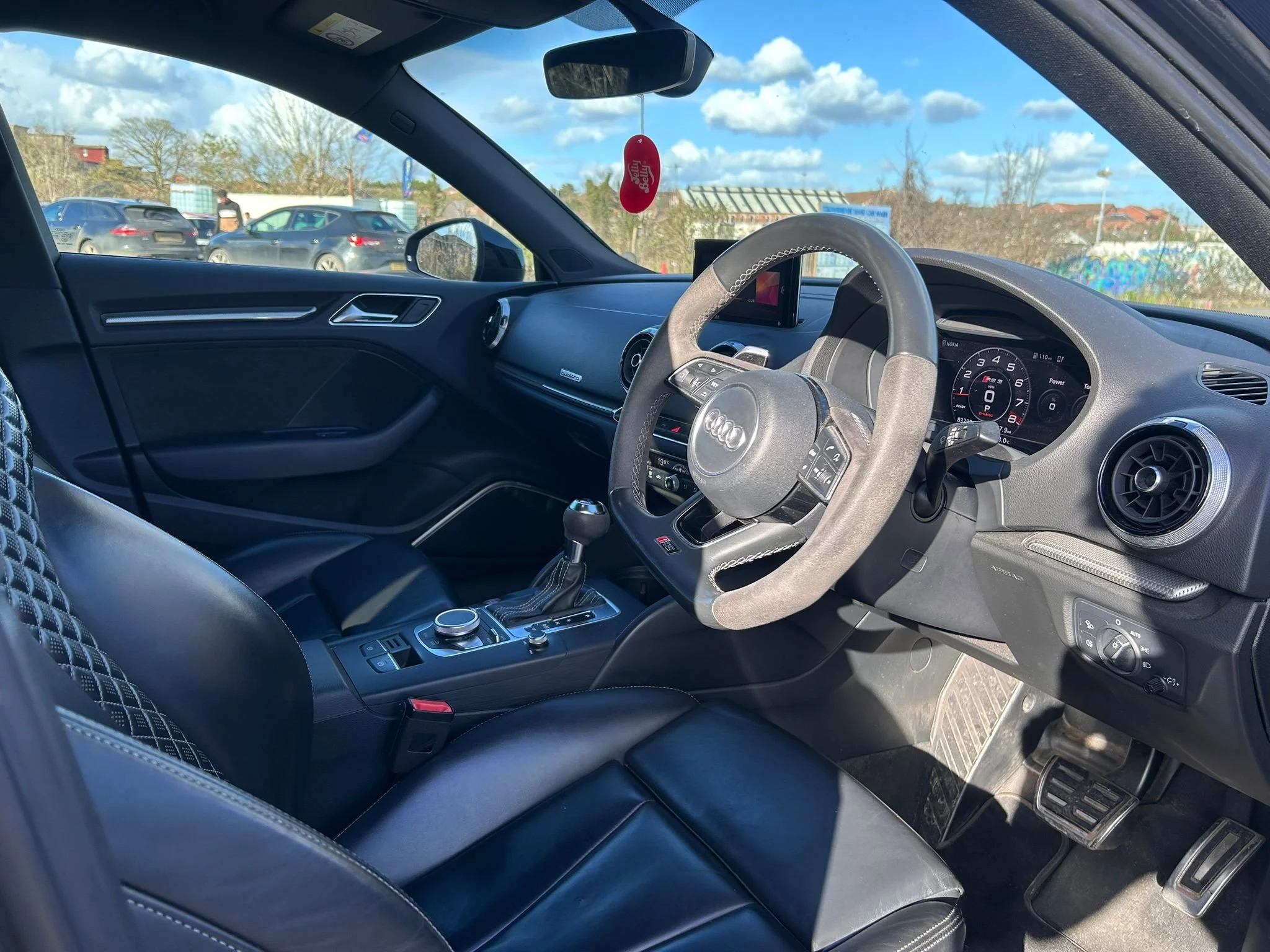 WhatsApp Image 2026-03-14 at 15.44.43 (2).jpeg