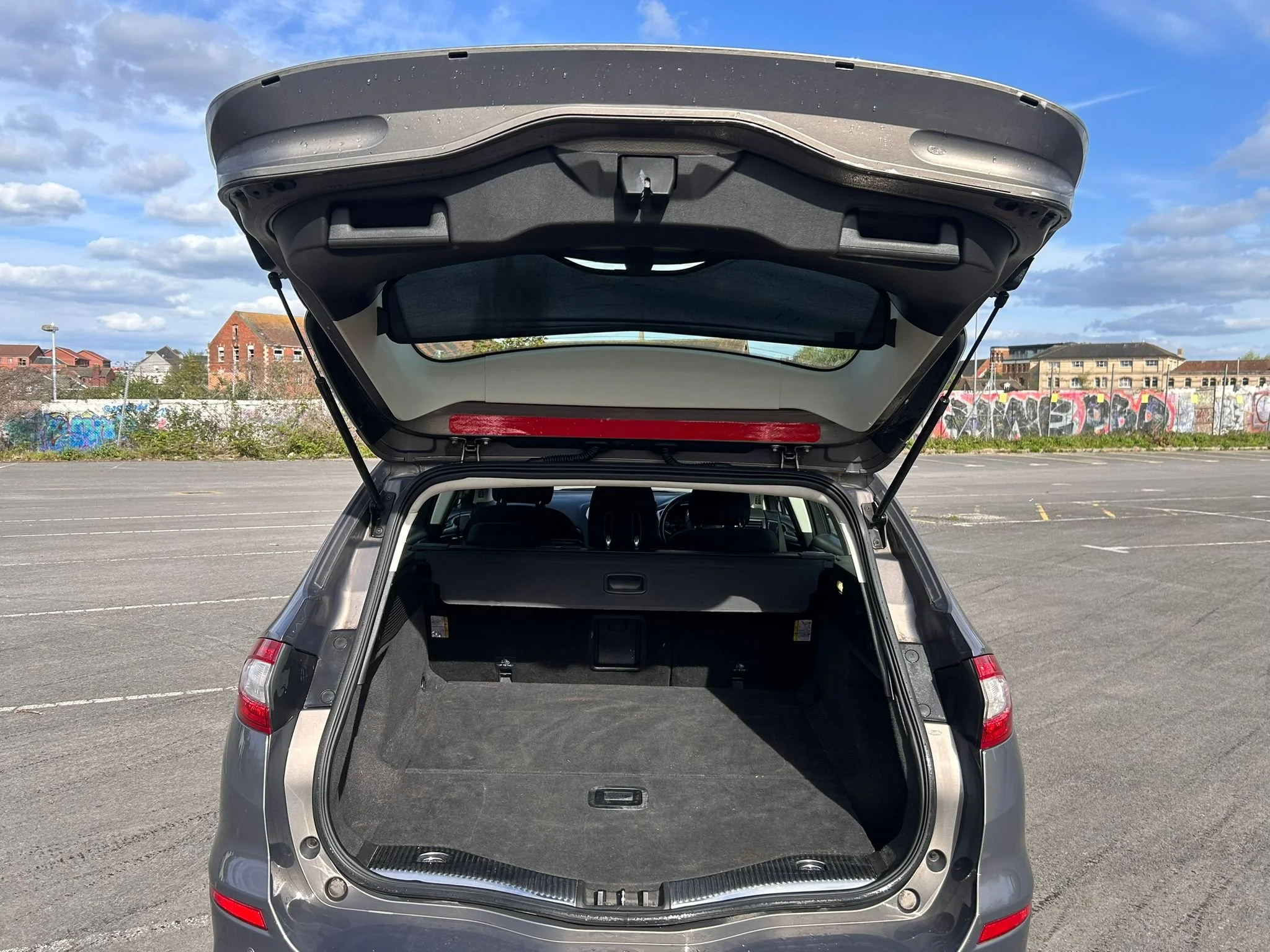 WhatsApp Image 2026-04-19 at 16.32.01 (3).jpeg