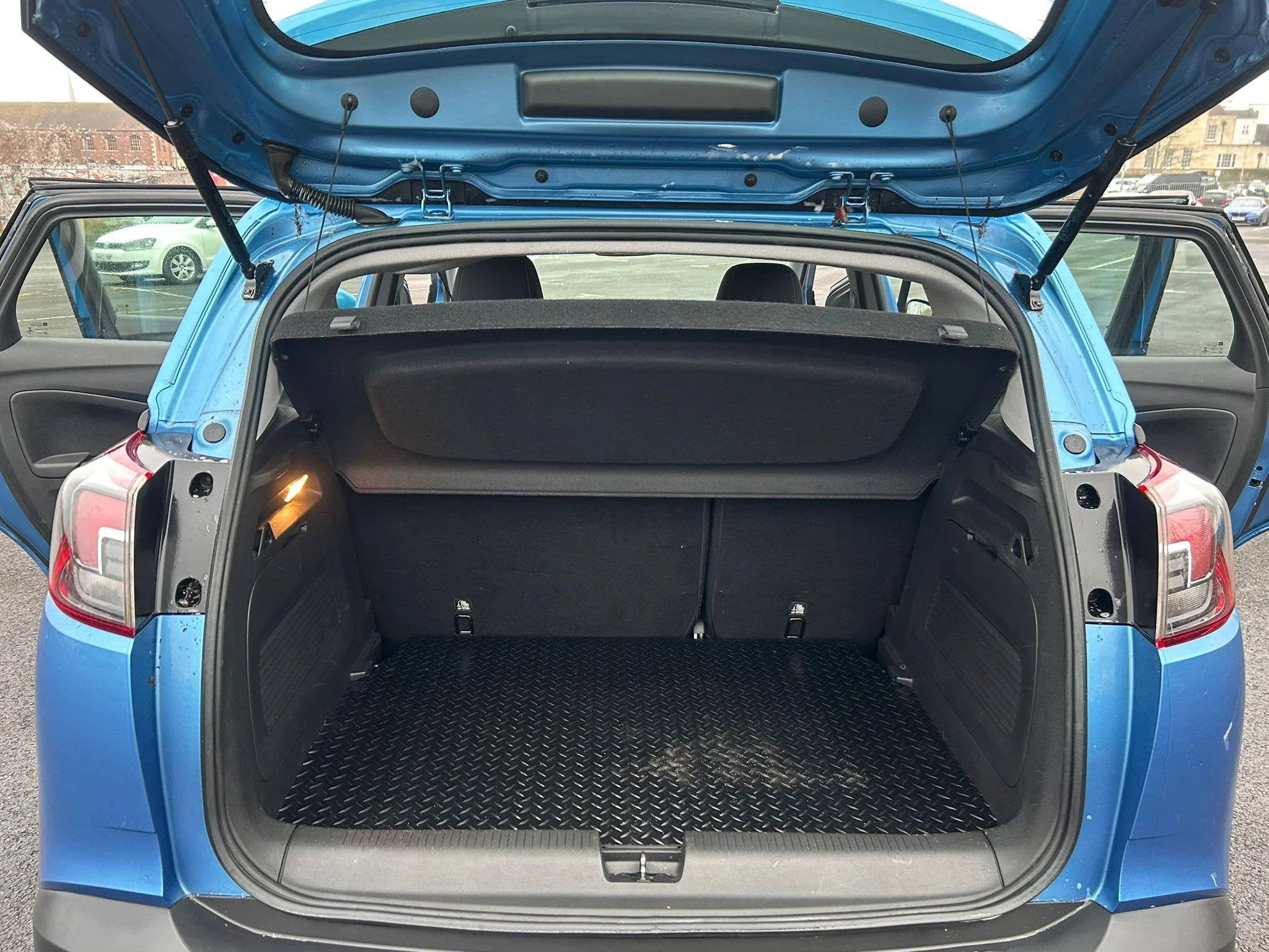 WhatsApp Image 2026-03-07 at 16.26.21 (4).jpeg