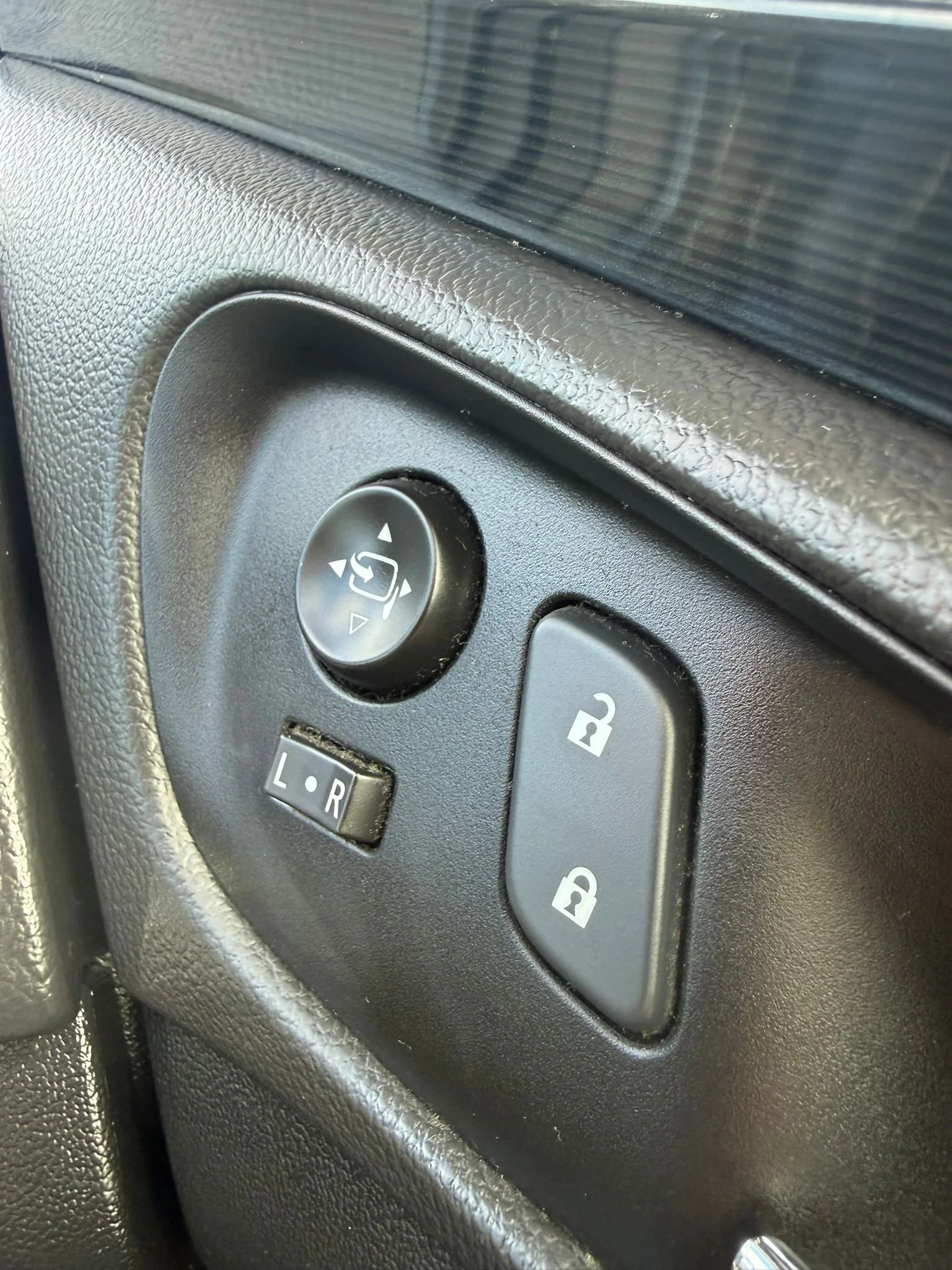 WhatsApp Image 2026-03-30 at 18.27.52 (1).jpeg