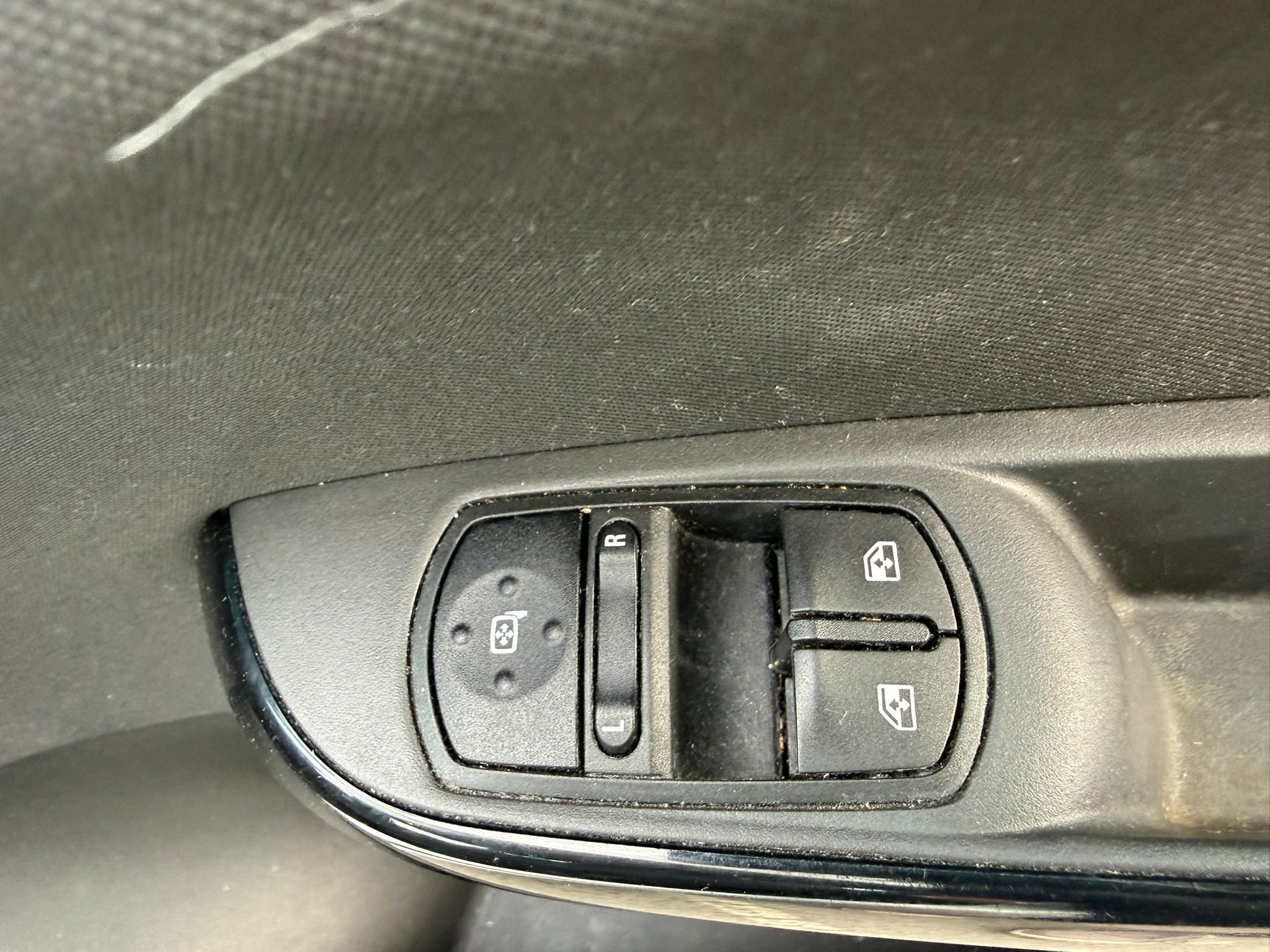 WhatsApp Image 2026-04-28 at 15.39.50 (2).jpeg