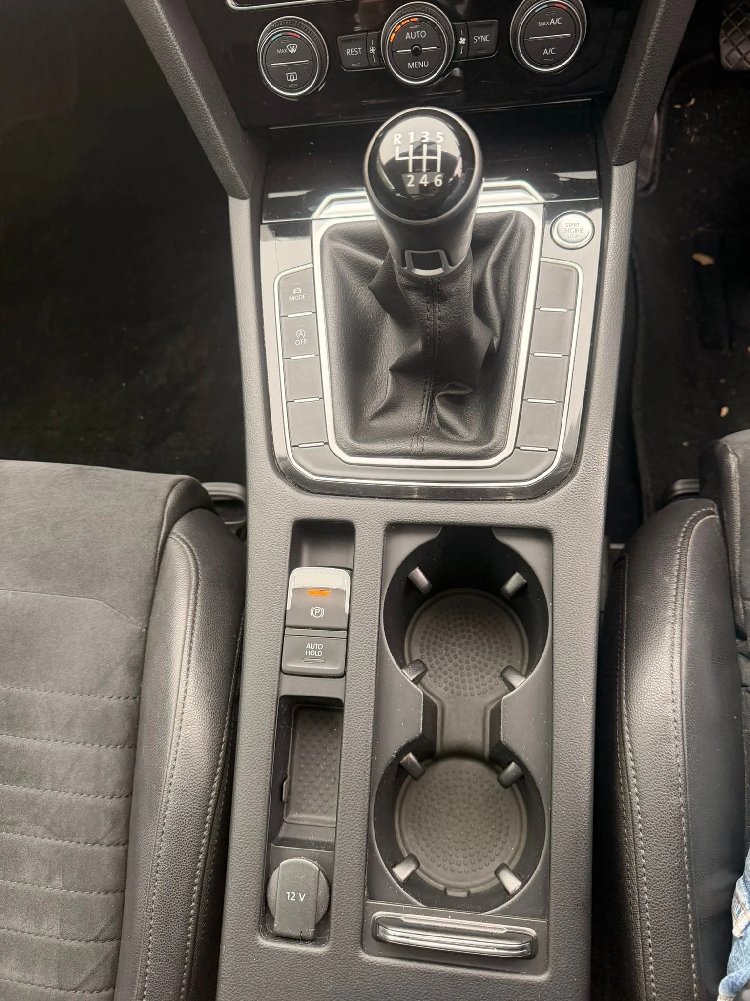 WhatsApp Image 2026-02-17 at 15.50.09 (1).jpeg