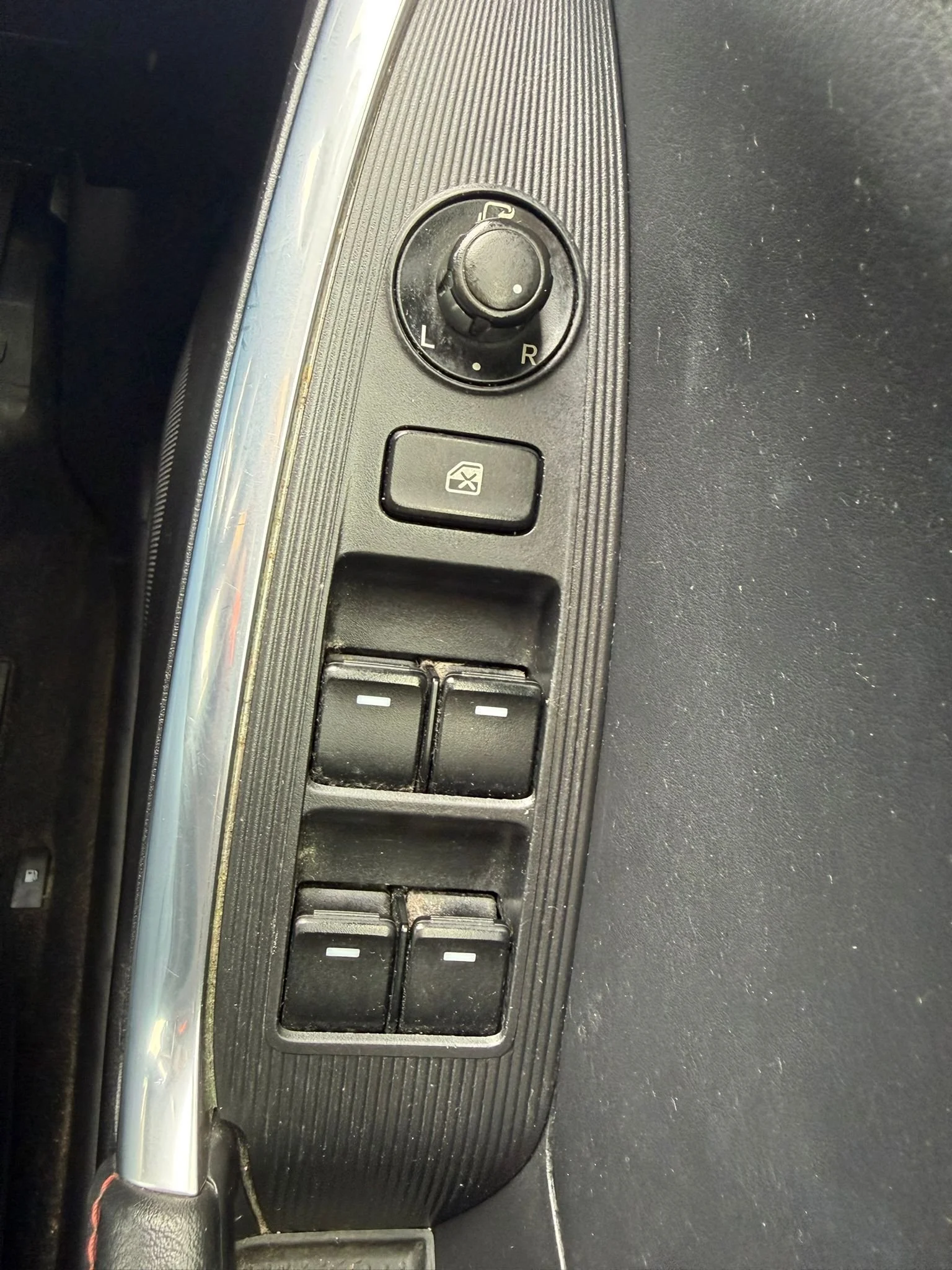 WhatsApp Image 2026-04-14 at 15.55.59 (2).jpeg