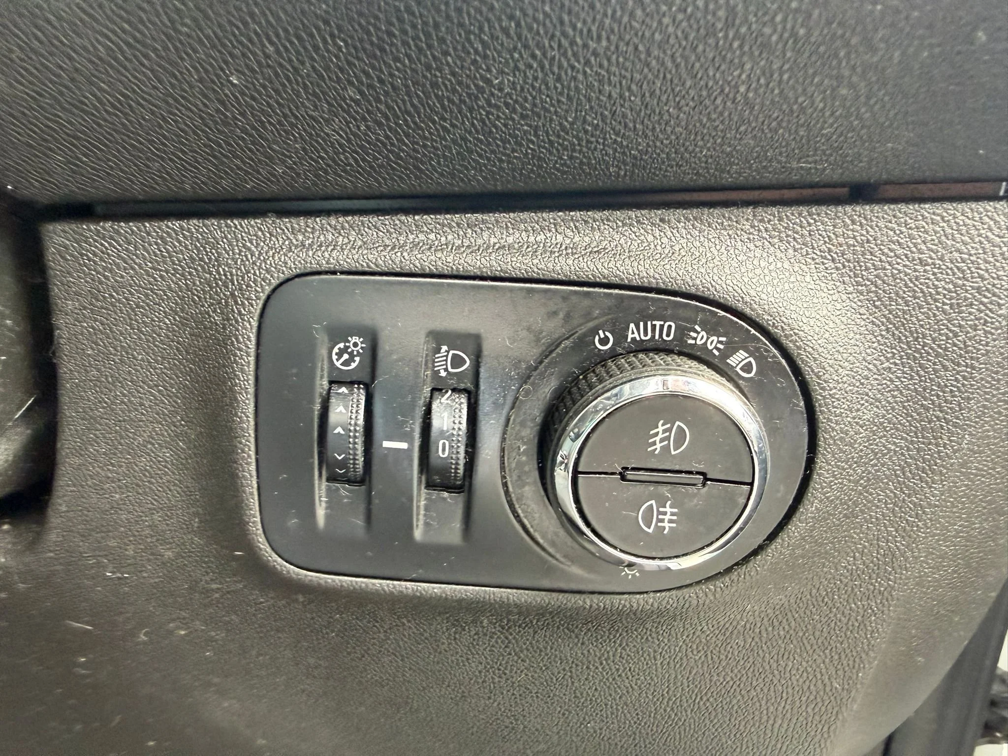 WhatsApp Image 2026-04-28 at 15.39.50 (3).jpeg