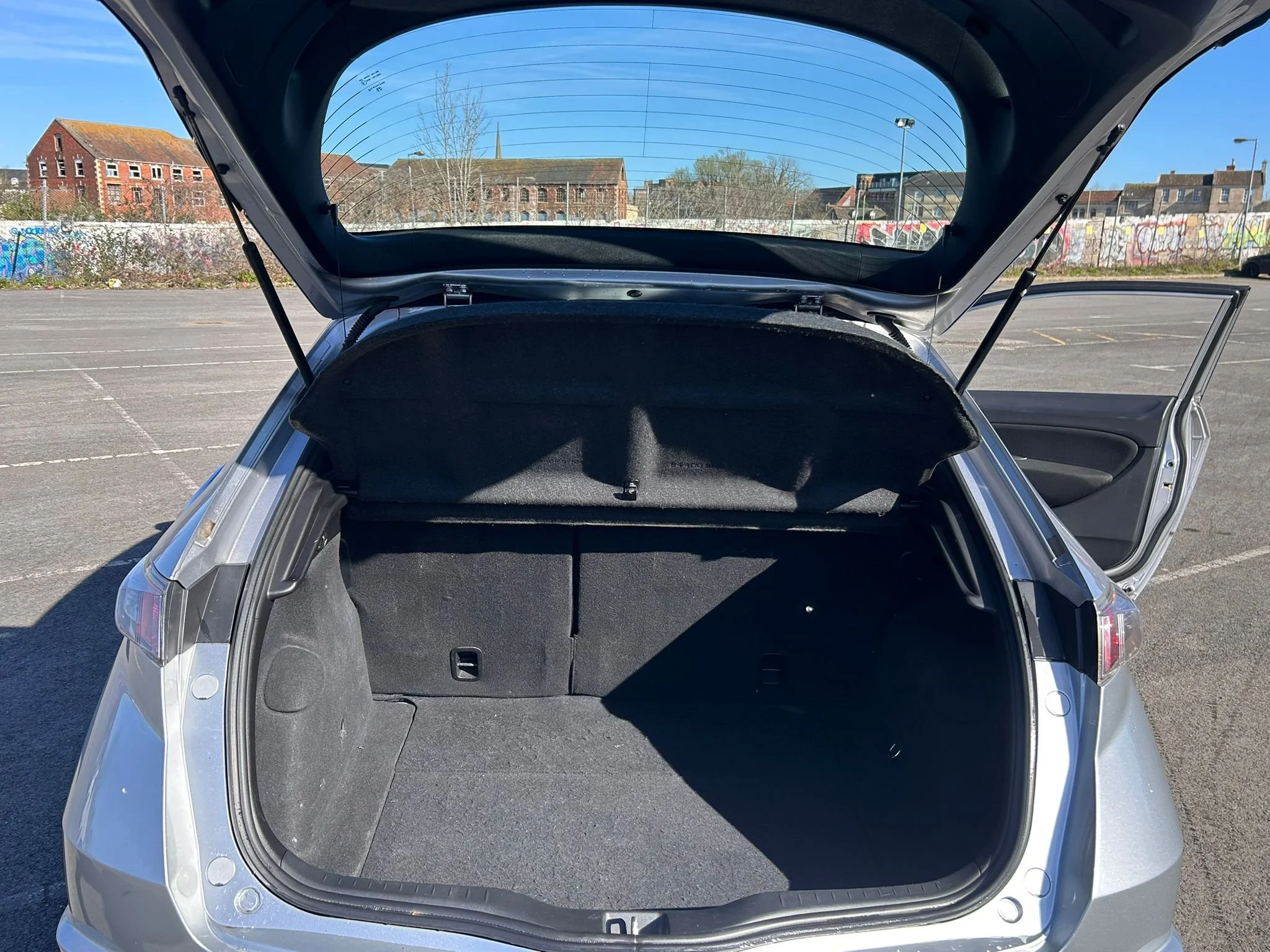 WhatsApp Image 2026-03-21 at 14.53.00 (2).jpeg