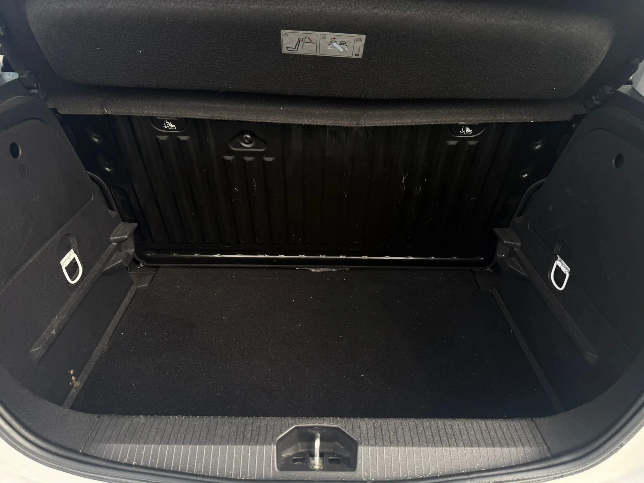 WhatsApp Image 2026-04-28 at 15.39.50 (1).jpeg