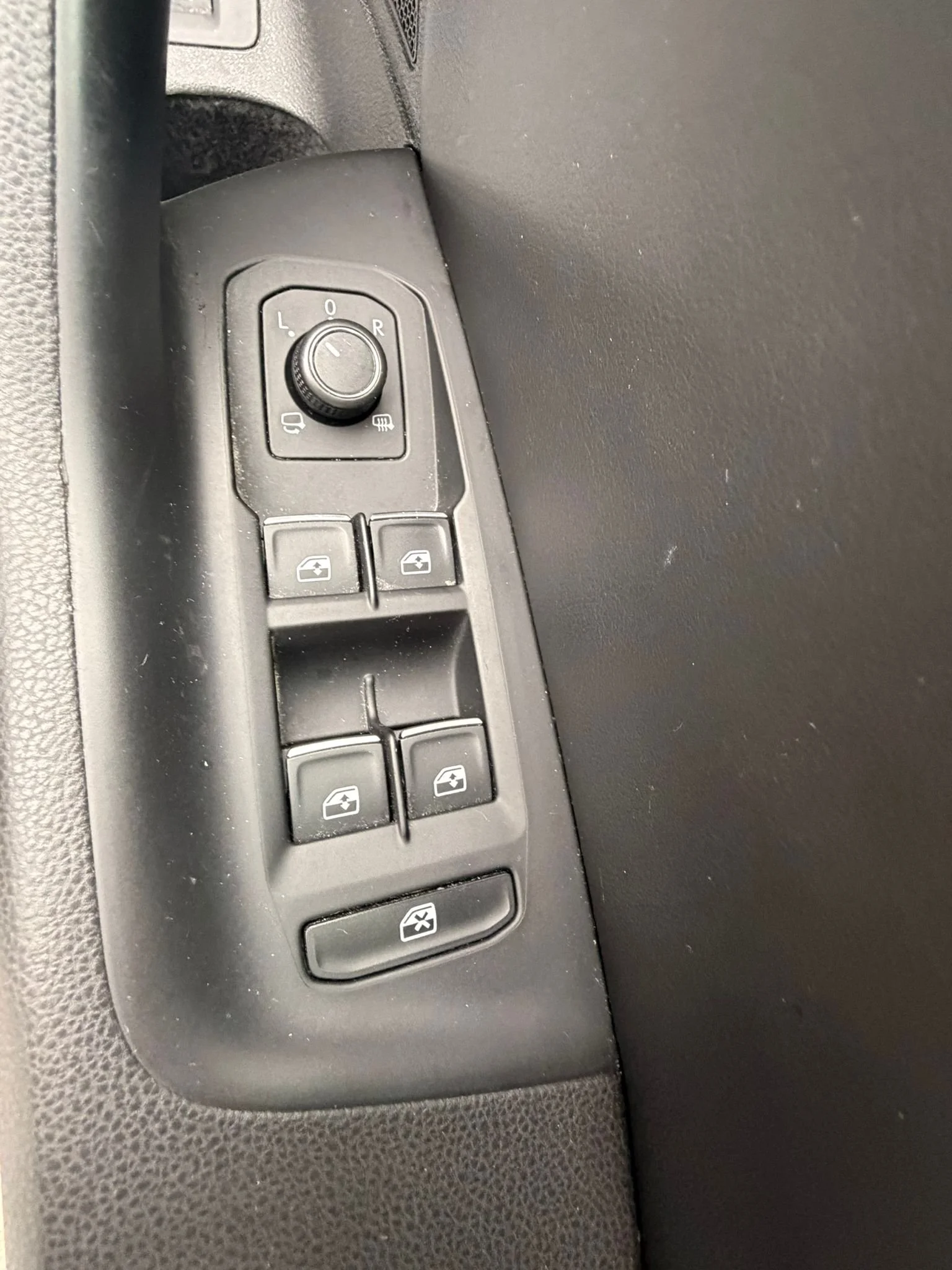 WhatsApp Image 2026-02-17 at 15.50.07 (5).jpeg