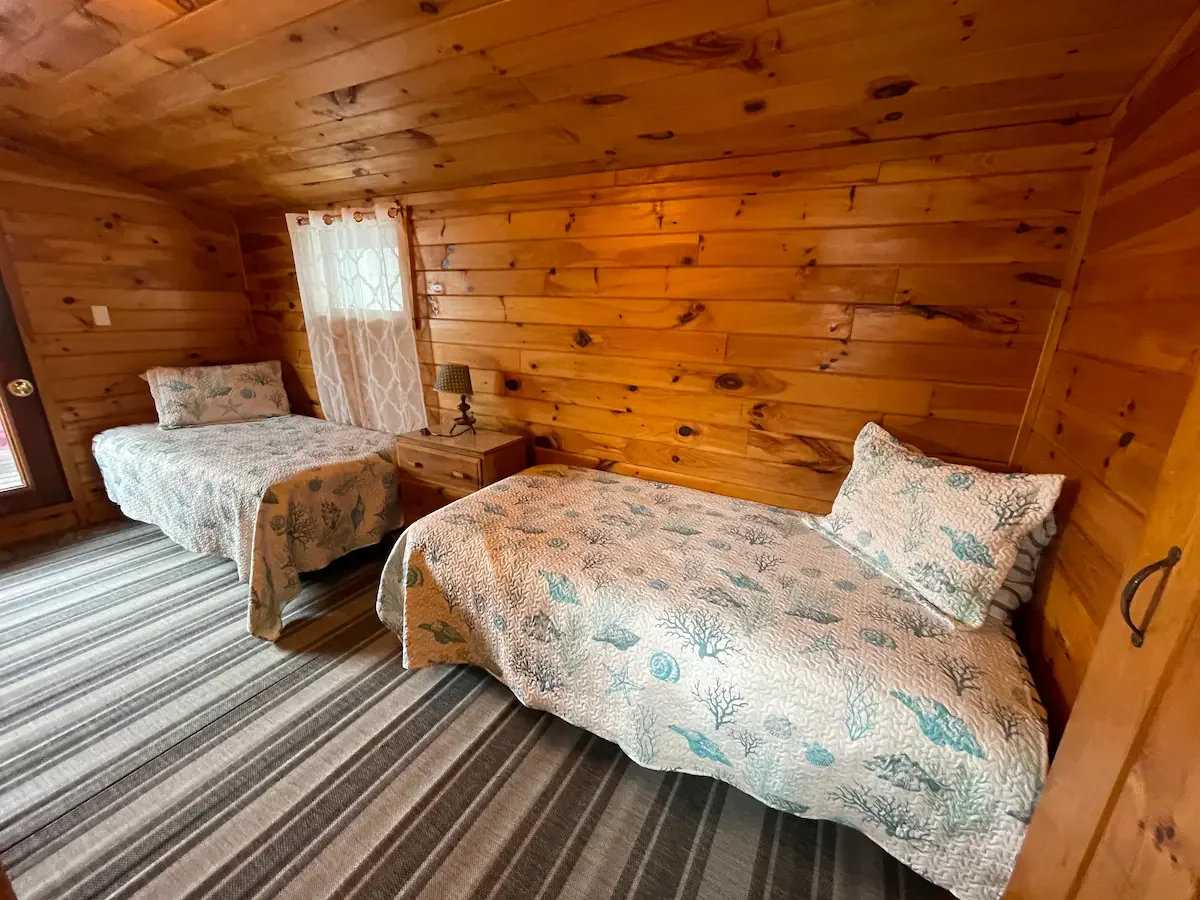 Moe-Bedroom-2.webp