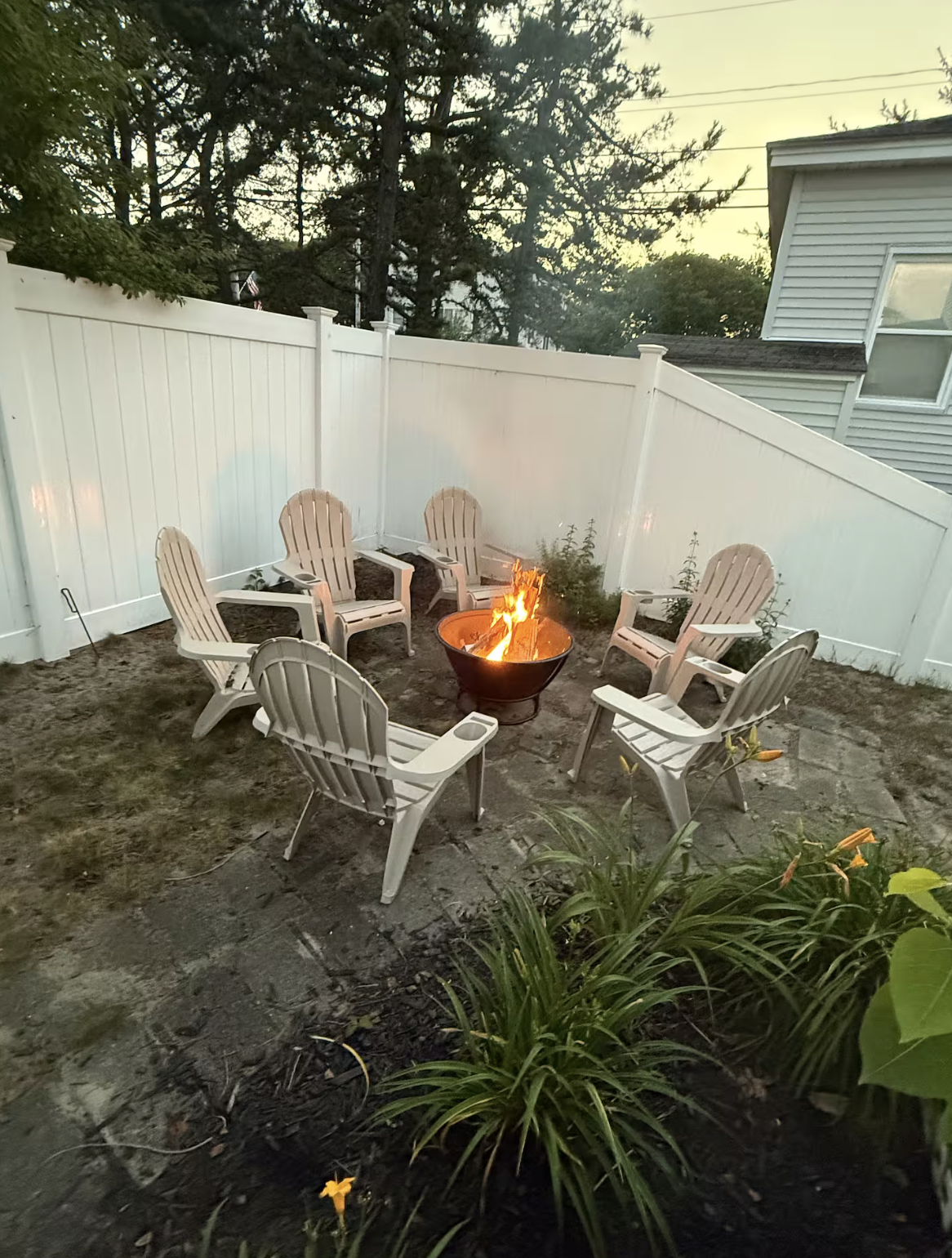 Outdoor Firepit.png