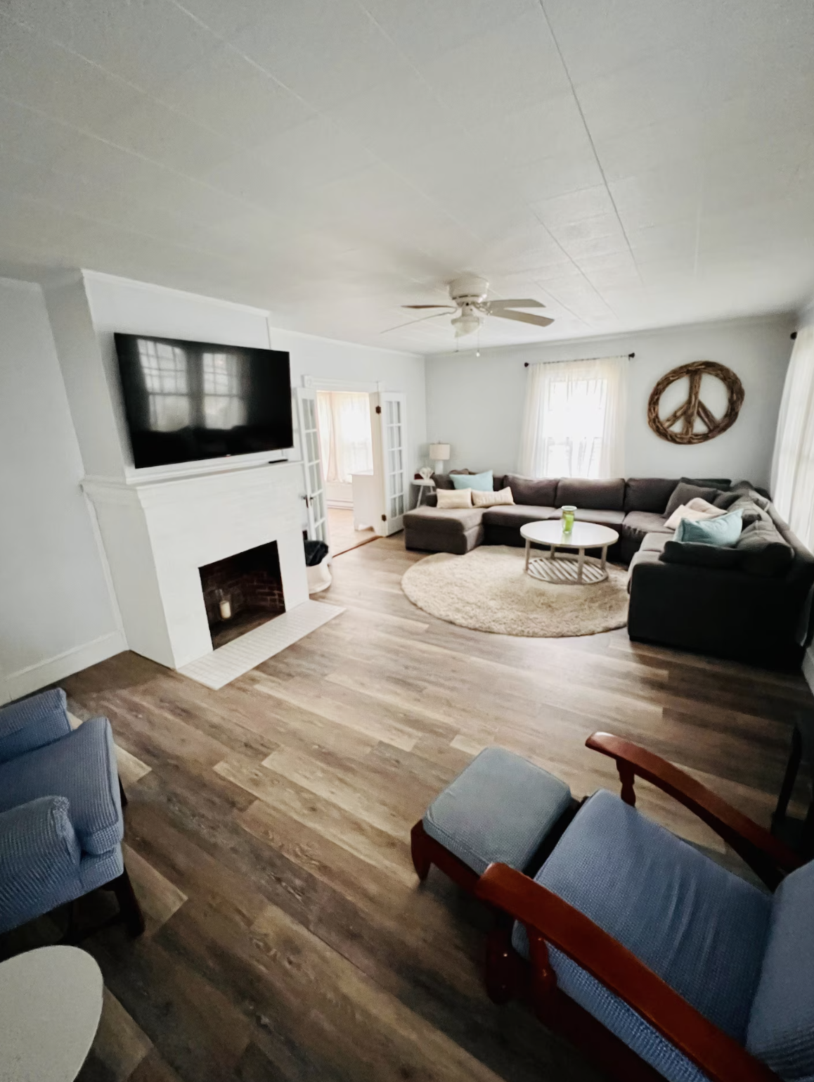 Living Room 2.png