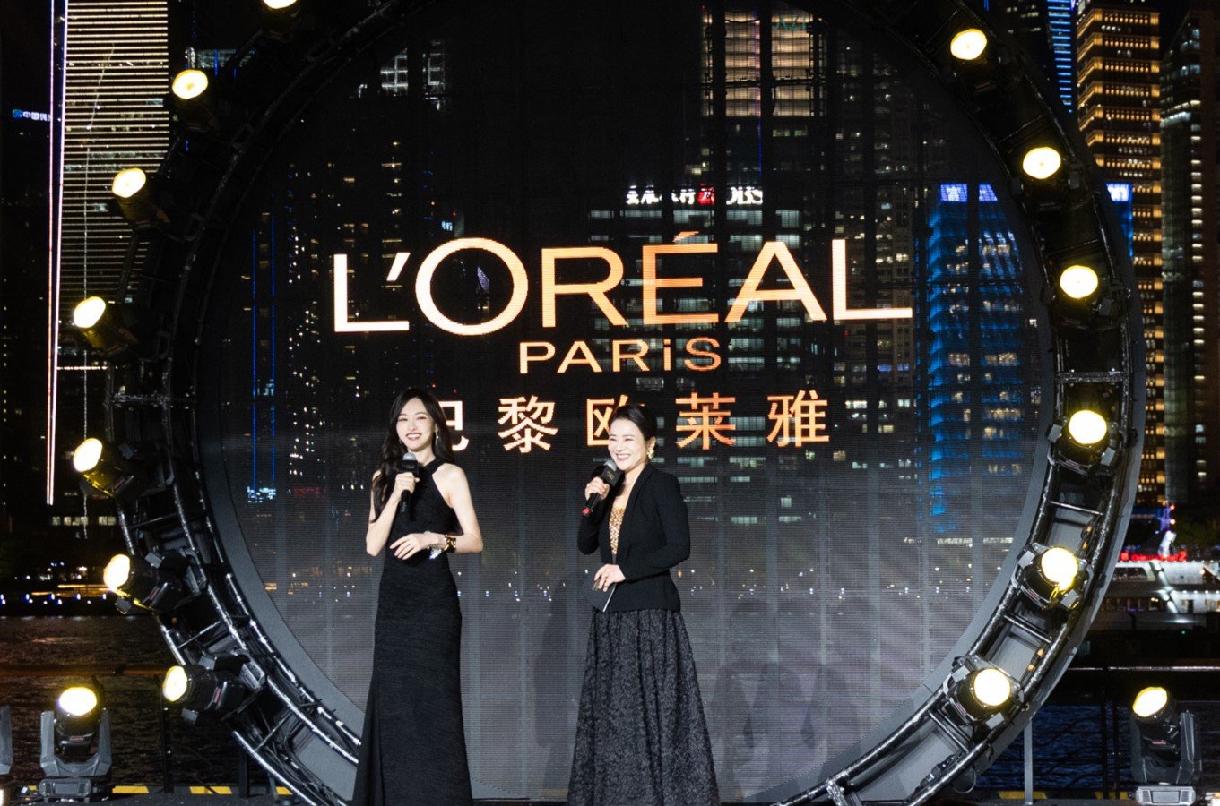 ue_1713842205864_2. 唐嫣对谈.jpg