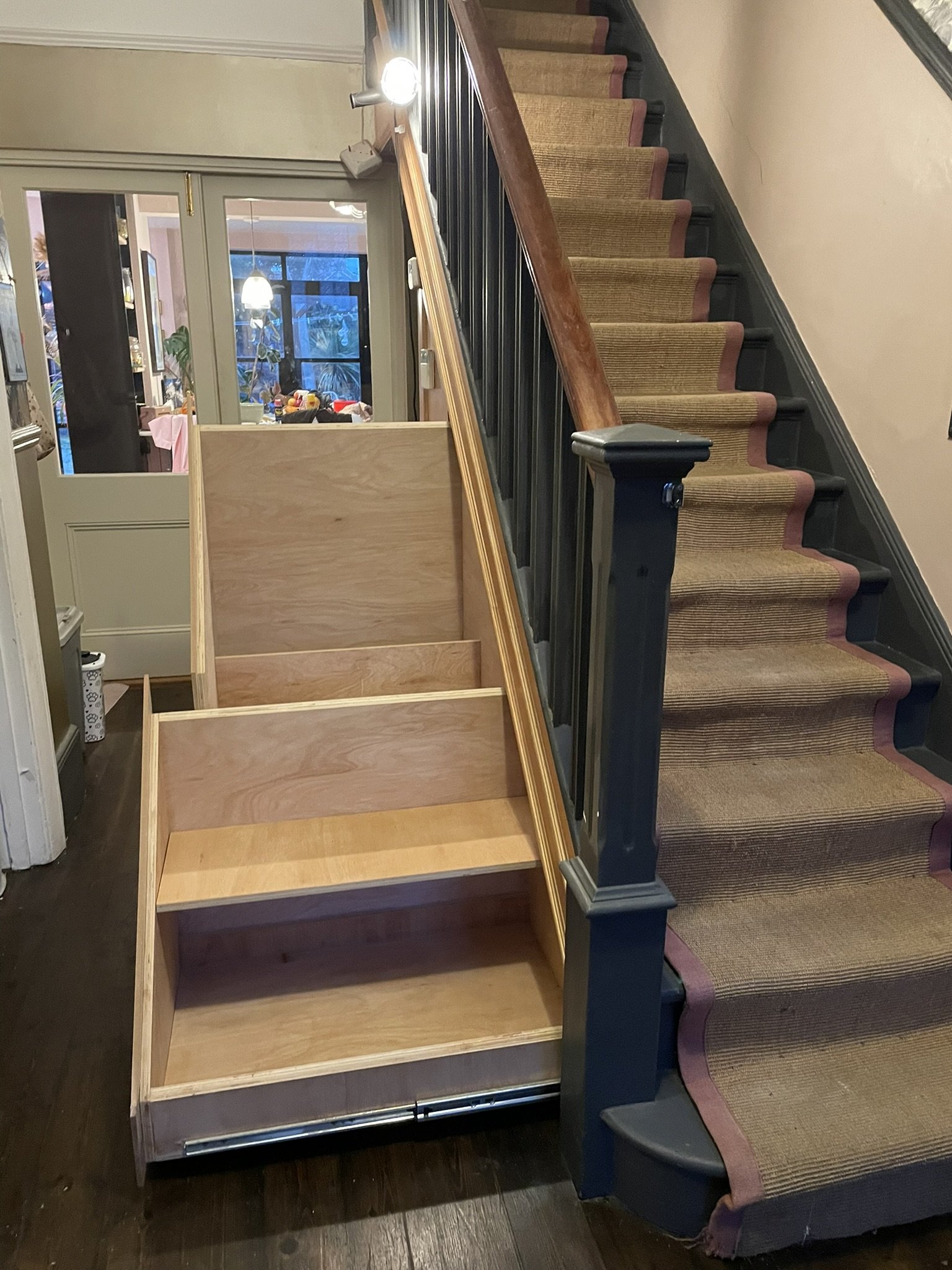 Understairs Storage Drawers:
Smaller drawer suitable for shoes and boots. 