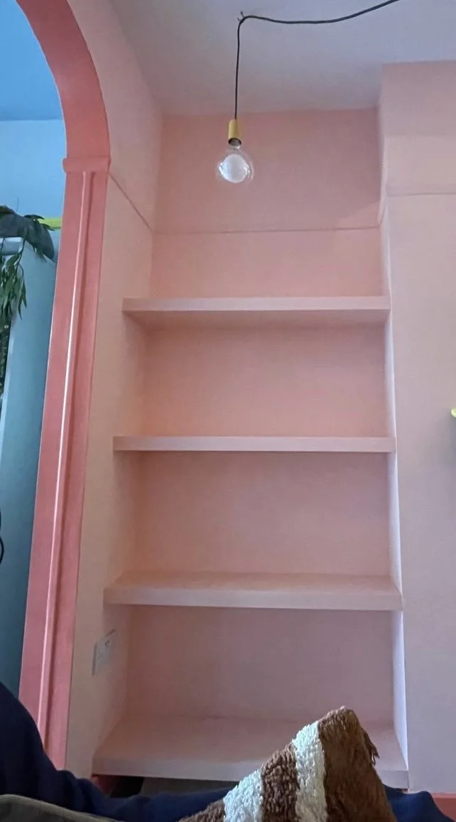 Alcove Shelves: Made to measure on site