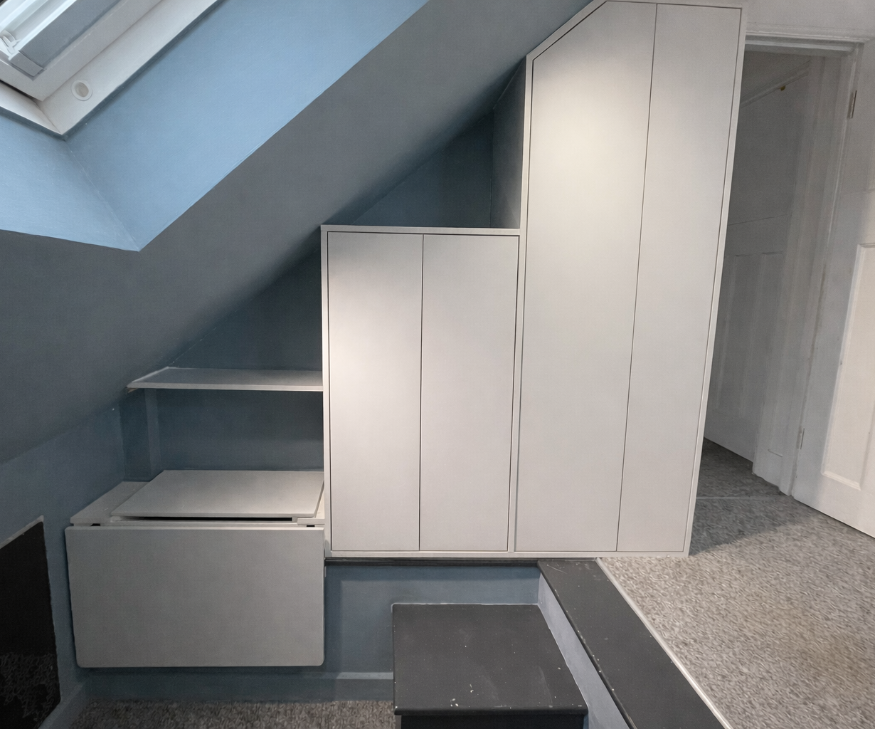 Fitted Furniture:
Clothes storage and homework area 