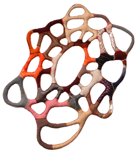 Cosmo, 2025
—
Tecidos preenchidos de estopa costurados com linha de bordado
101 x 127 x 3 cm