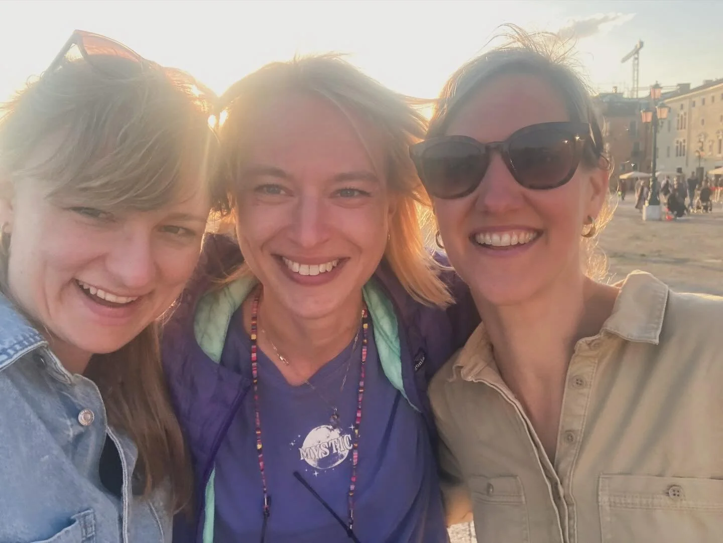 Life made me move into this house so that she could become one of my pillars.
Not only in Venice. But in life.

#love #venice #italy #life #munich