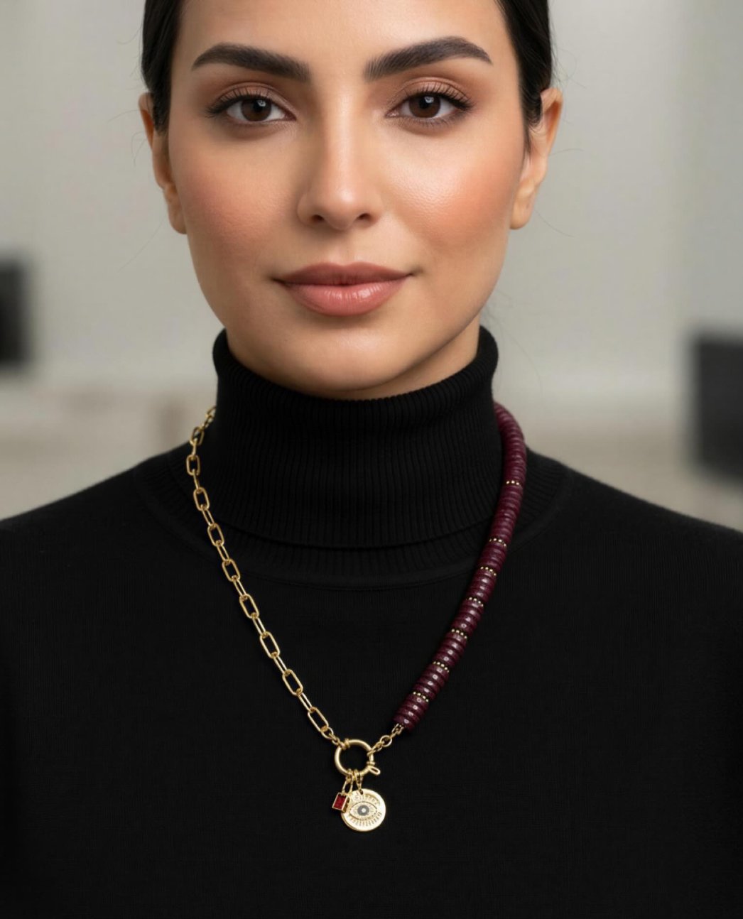 ABÈRA | Burgundy Charm Link Necklace قلادة السلسلة العنابية الساحرة