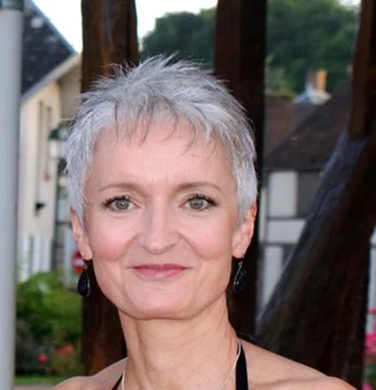 Photo de Frédérique Hervé, thérapeute holistique à Vérines