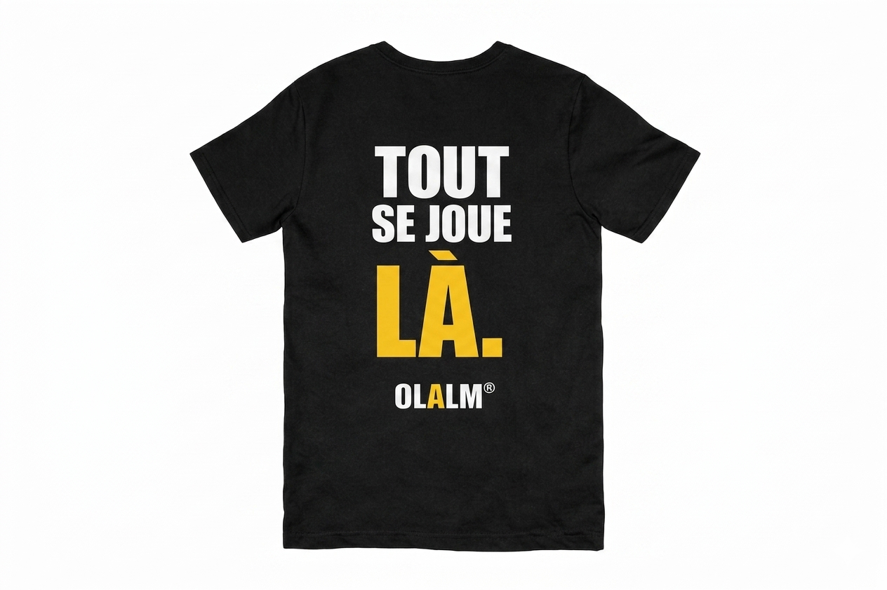 Mockup tshirt arrière noir.png