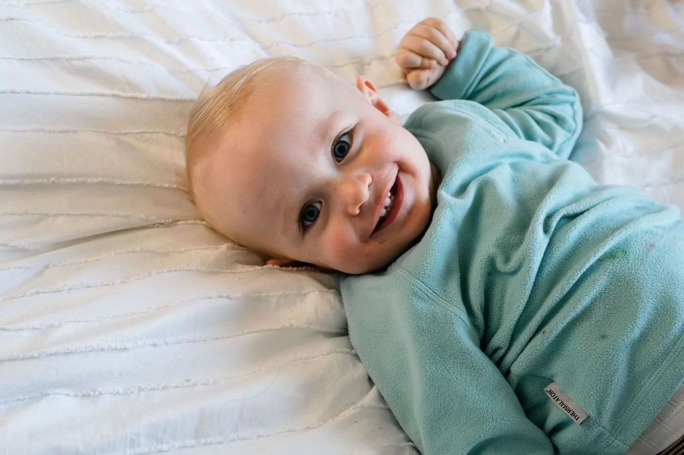 Some impressions of a family home shooting I had a few weeks ago. I&rsquo;m still in love with this cute little guy and his wonderful mum. 💙💫 #motherandson #homestory #stockholm #stockholmcity #familyphotoshoot