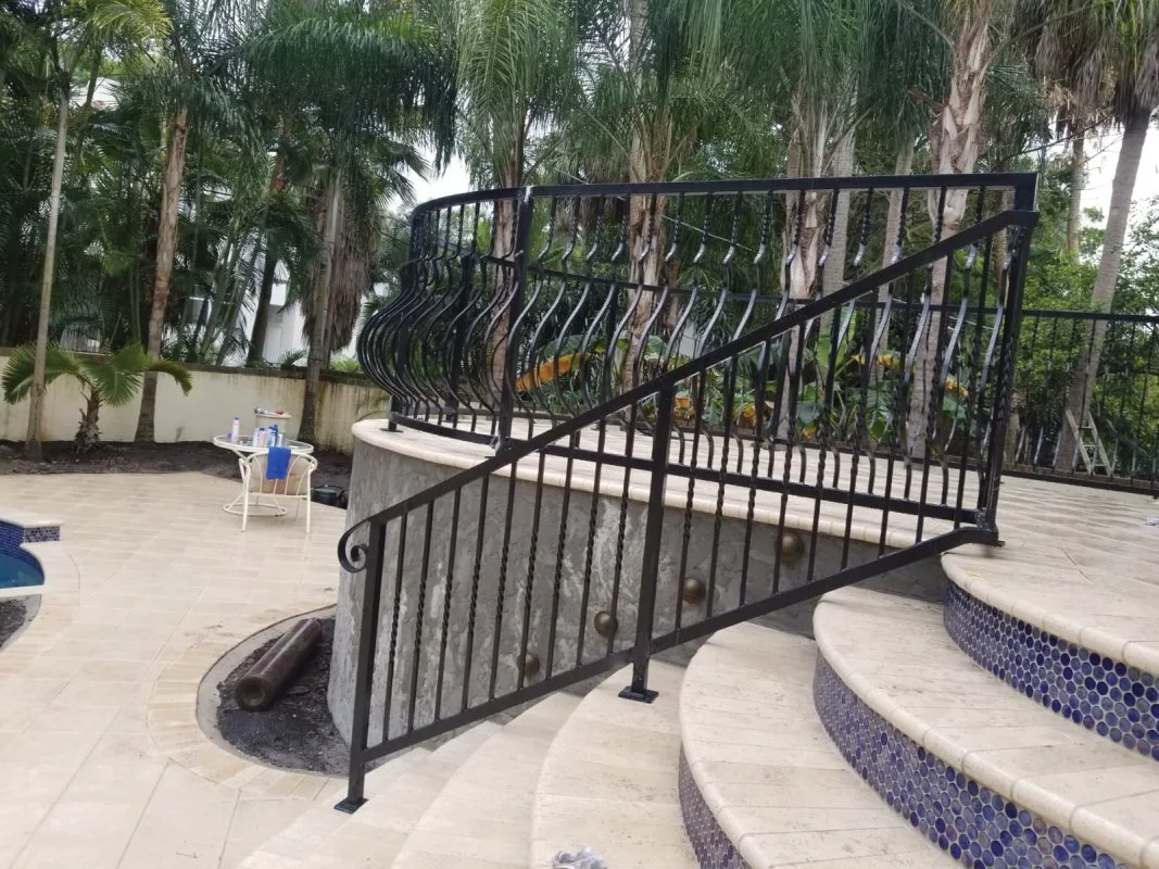 Aluminum railing
