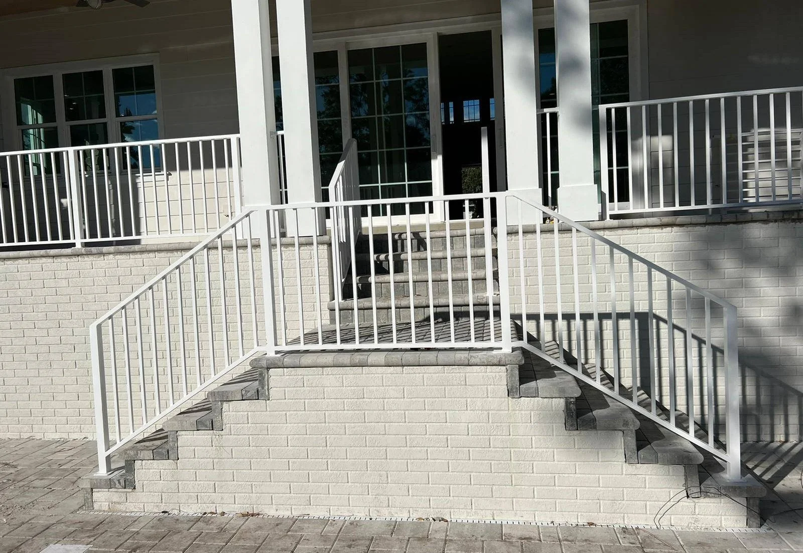 Vertical picket rails