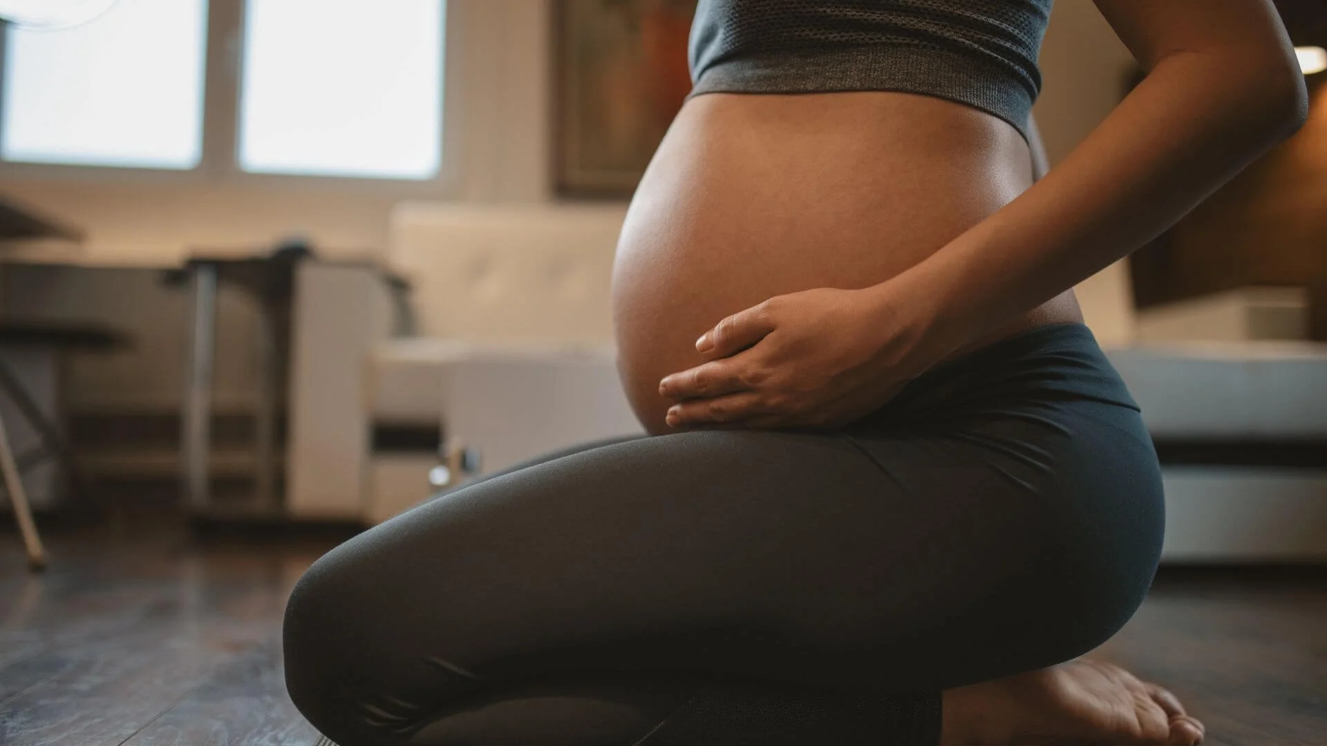 How to Find the Right Personal Trainer for Pregnant Women: What to Look For