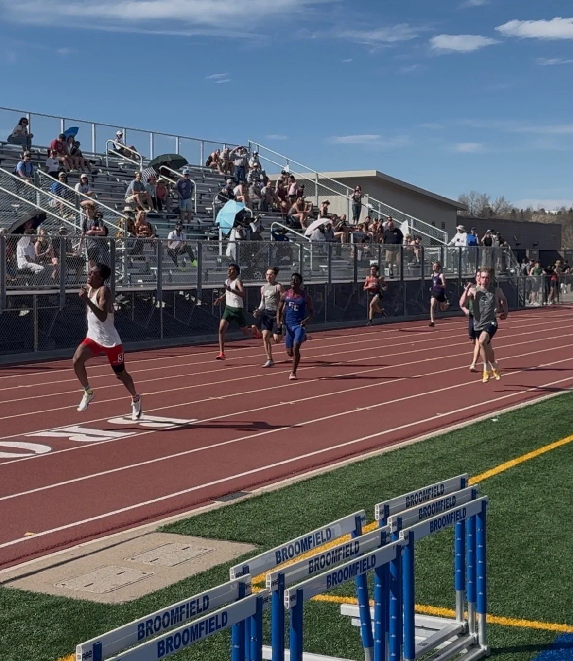 Angels Impress at League Relays and Broomfield Shootout
