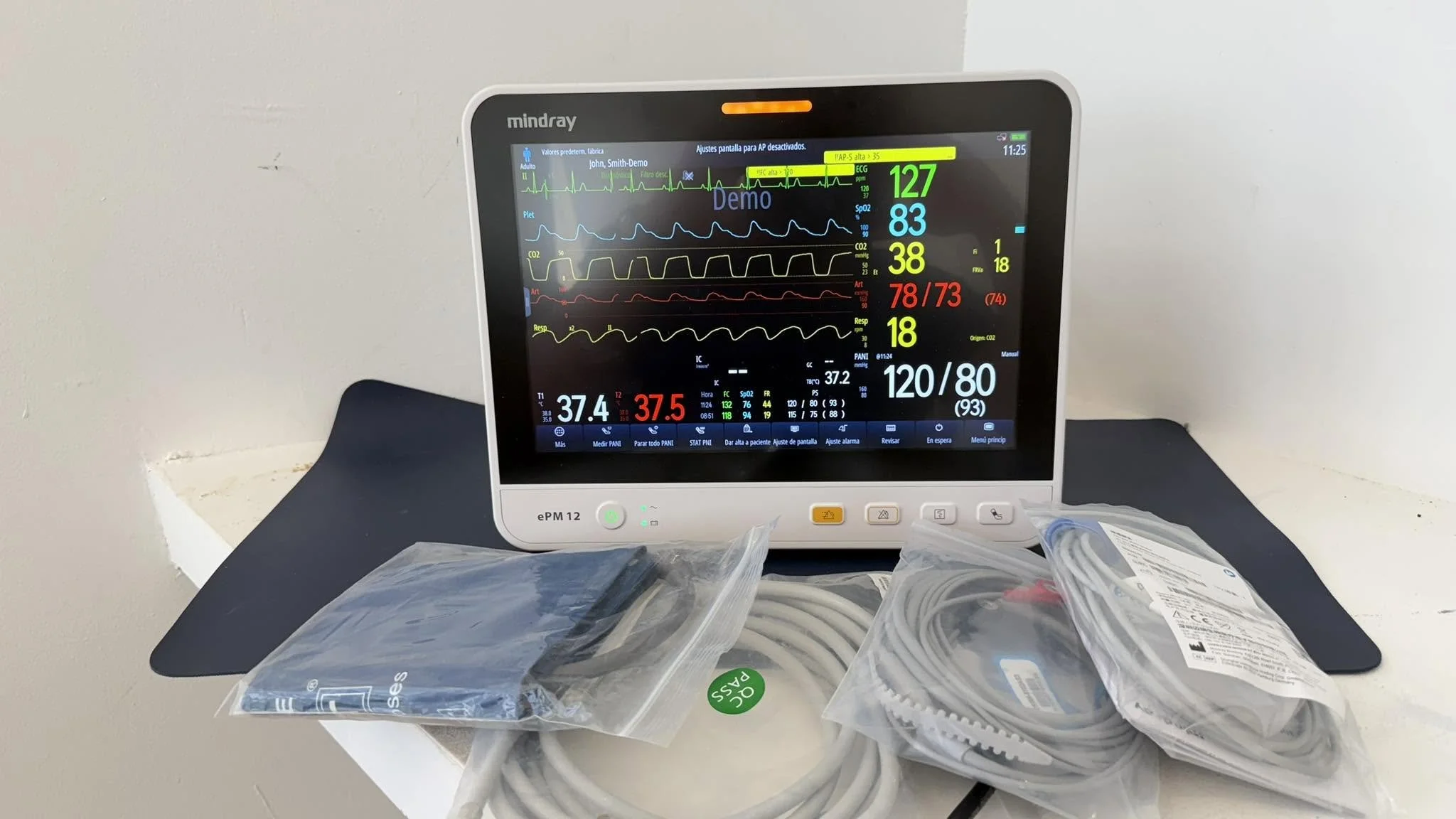 Monitor de Signos Vitales ePM 12 Mindray (Seminuevo)