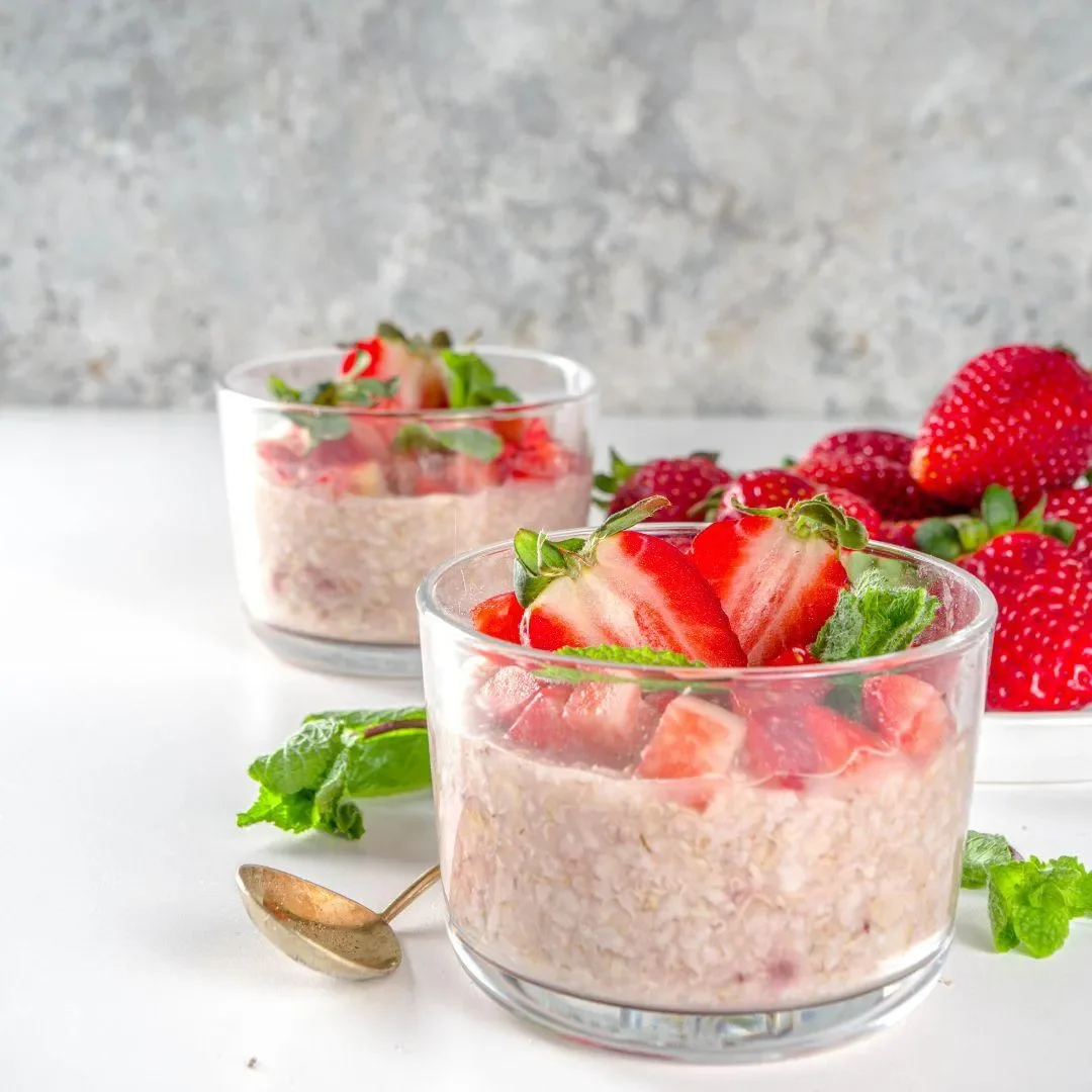 Strawberry Overnight Oats