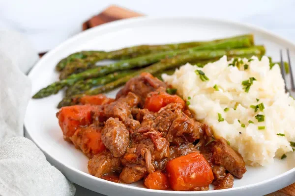 Slow Cooker Beef Bourguignon