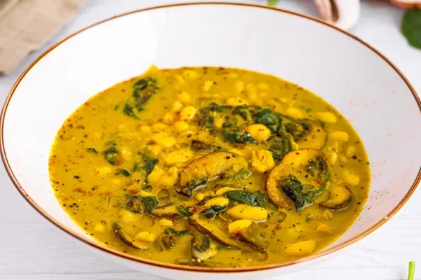 One Pot Mushroom &amp; White Bean Stew