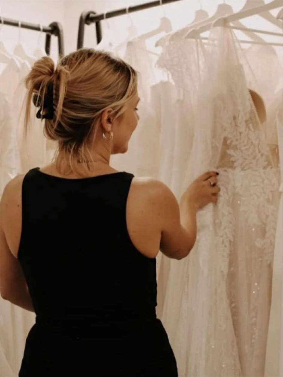 ✨Zoom prestataire &ndash; Comme une &Eacute;vidence ✨

Aujourd&rsquo;hui, j&rsquo;ai envie de mettre en lumi&egrave;re Lindsay, la fondatrice de la magnifique boutique Comme une &Eacute;vidence, &agrave; Ouroux-sur-Sa&ocirc;ne (71)🤍
Et honn&ecirc;te