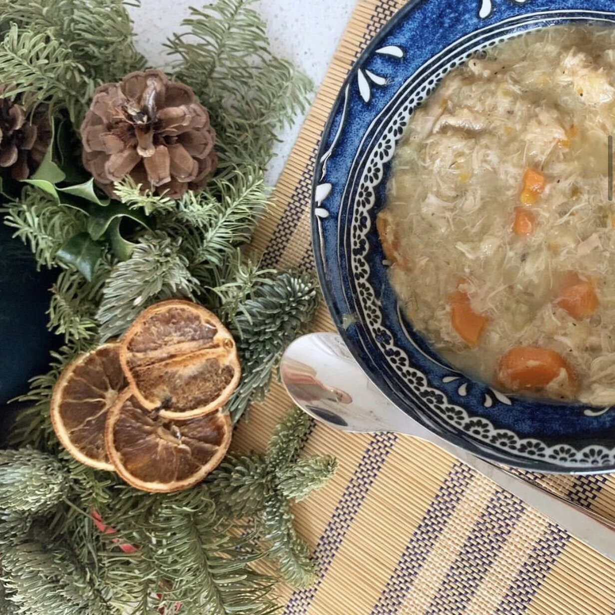 Gut healing: chicken bone broth