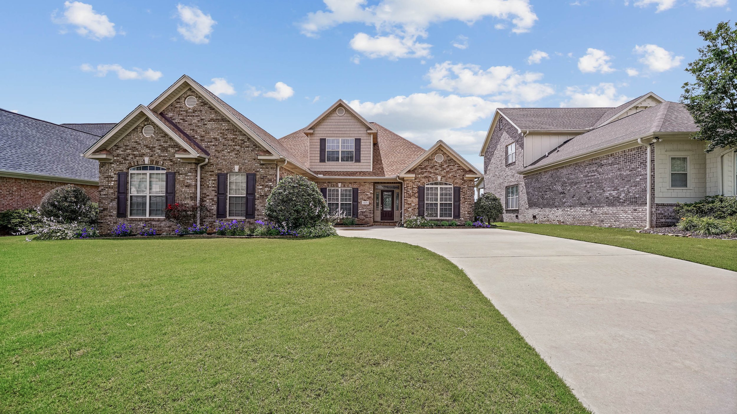 14181 Muirfield Dr-29.jpg