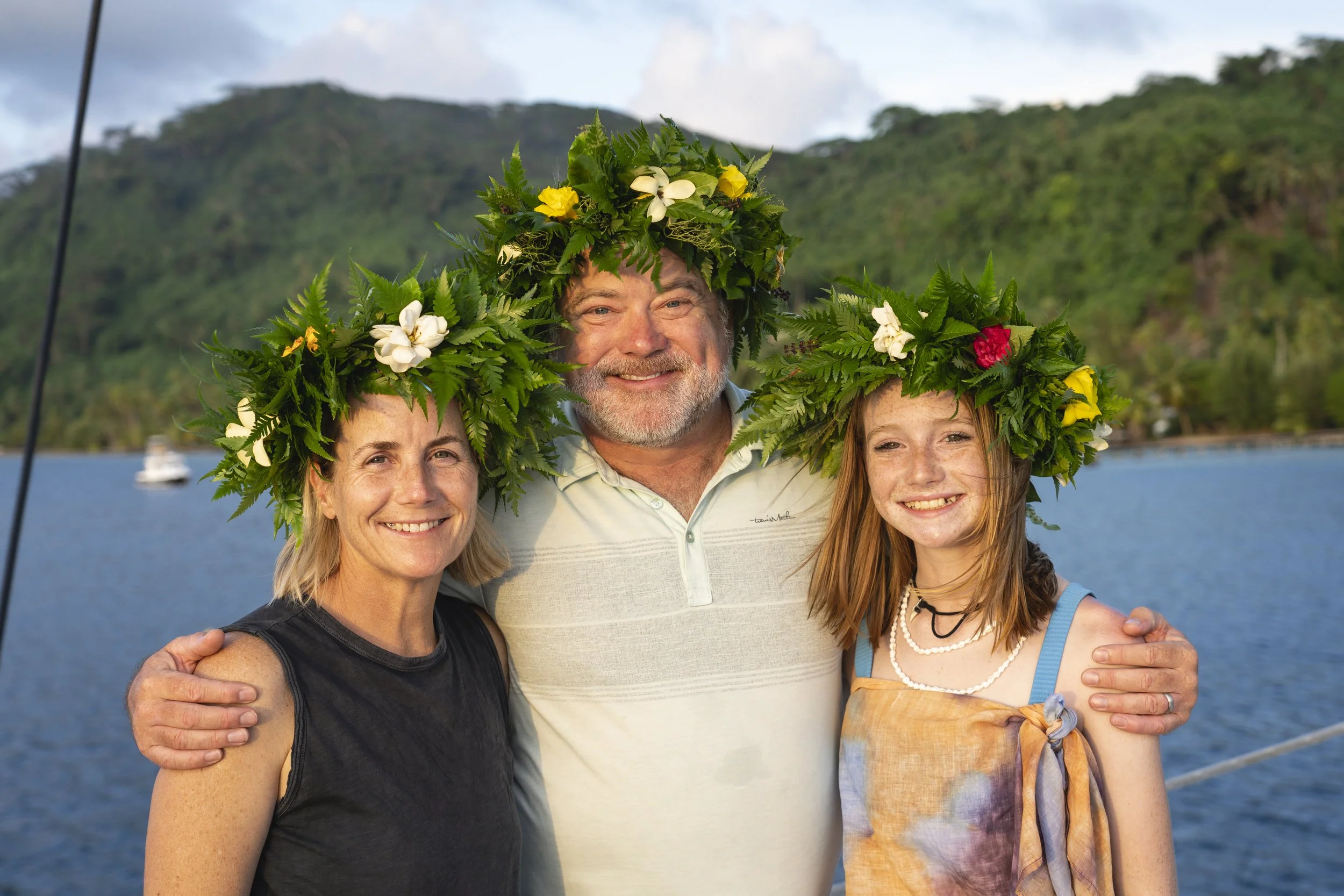 Tahiti travel agent, tahiti travel, catamaran, sailing in Tahiti with Te Mana Travels.