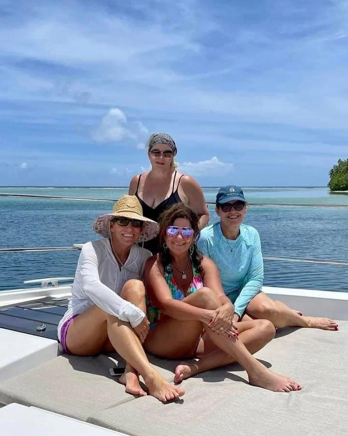 Travel to Tahiti, Bora Bora, Catamaran Charters in French Polynesia