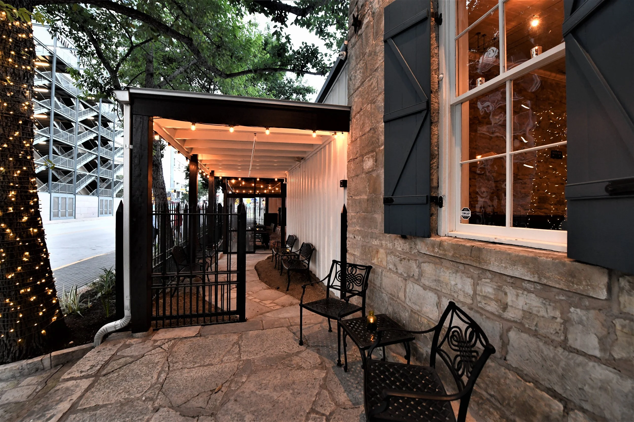 Entrance_to_Patio_Pavillion.JPG