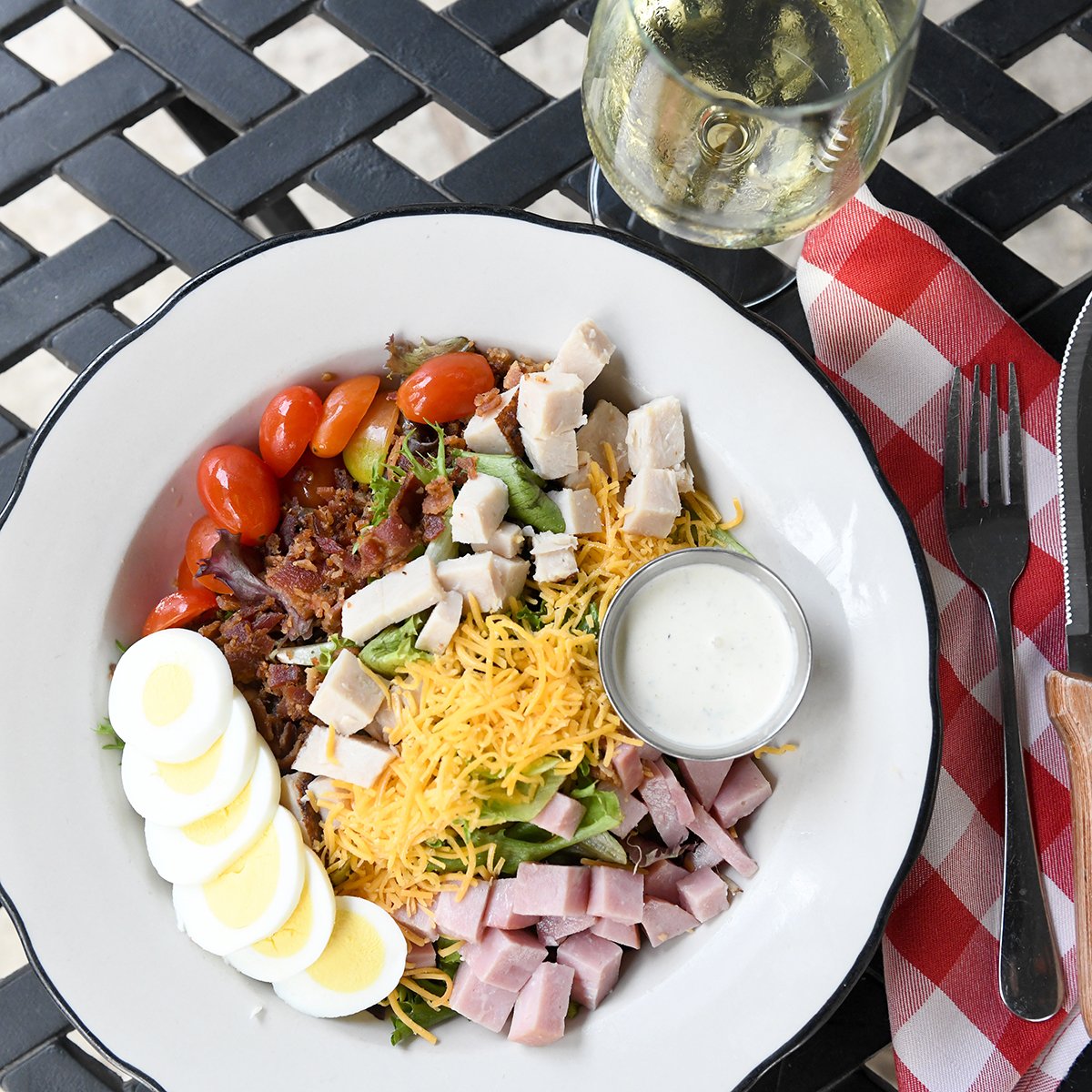 Moonshine Austin Fresh Healthy Cobb Salad Lunch Dinner