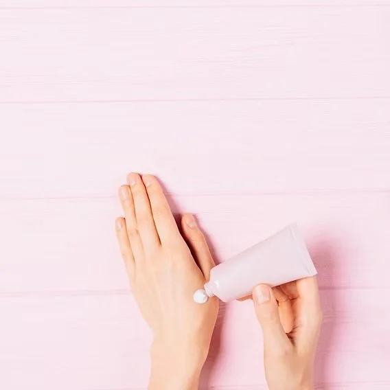 How to keep our hands youthful