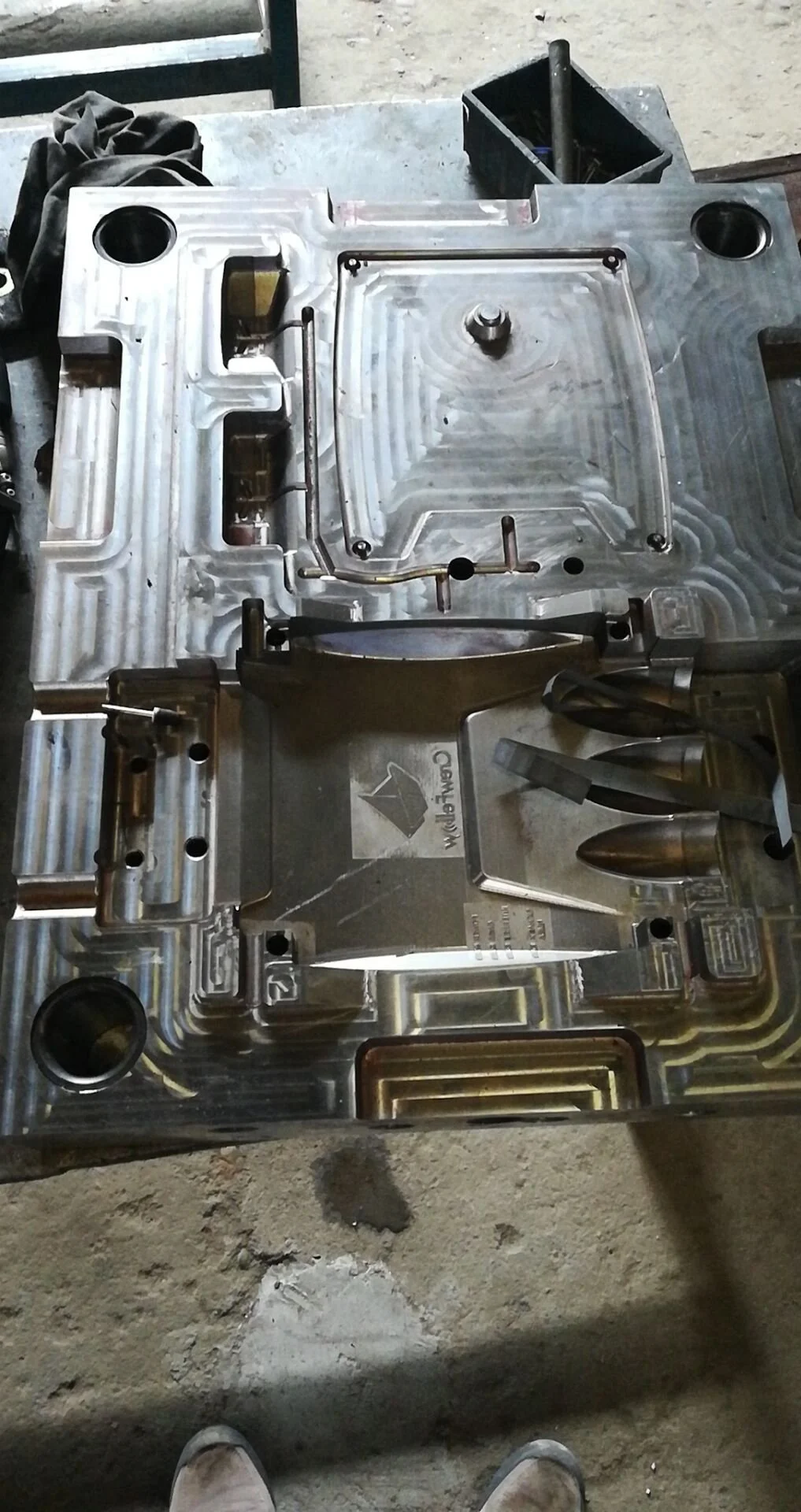 crewfellow mould 02.jpg